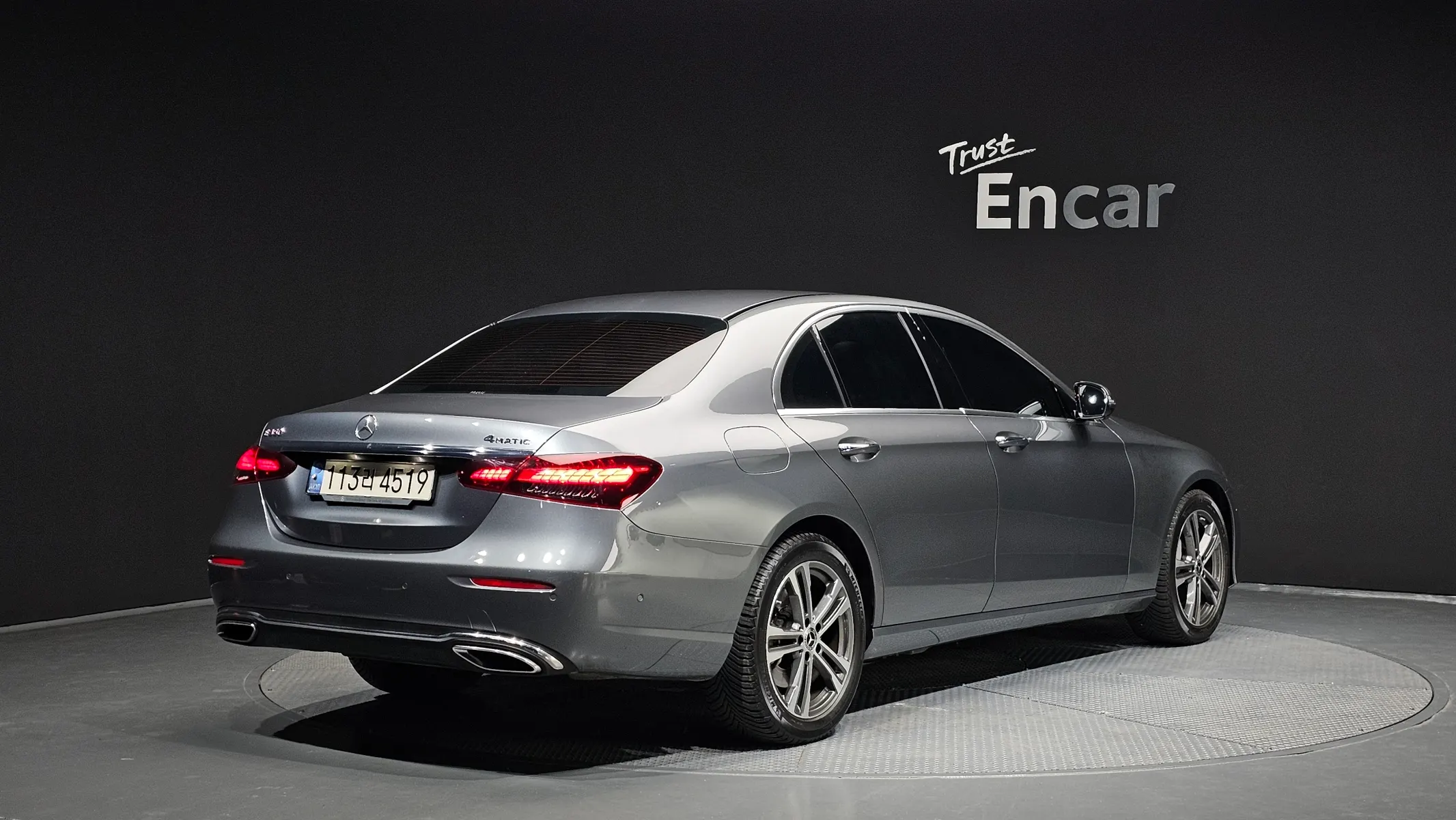 Mercedes-Benz E-Class W213 E350 4MATIC 2022 2/21