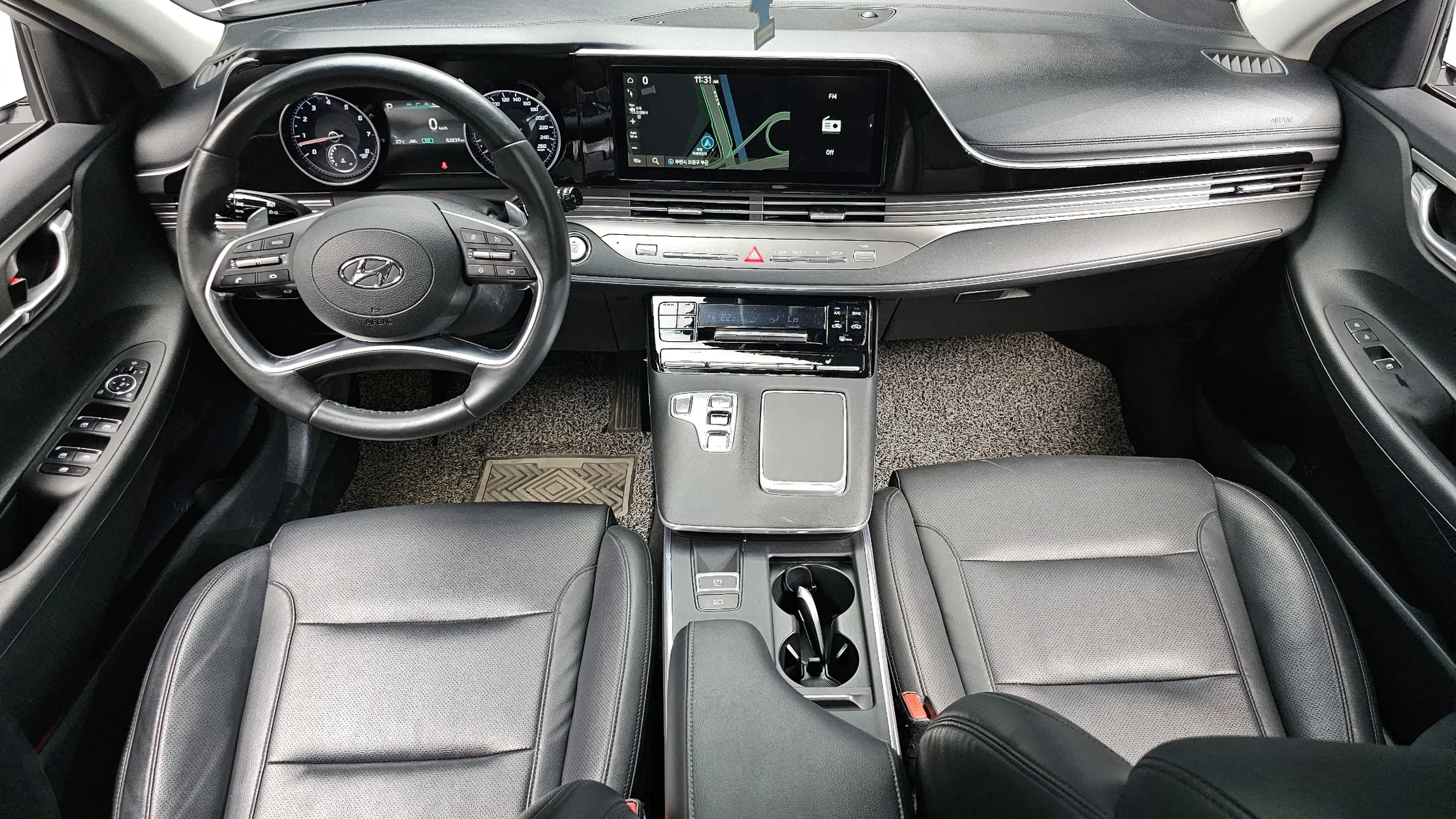Hyundai IG 3.0 LPi () 2022 4/5