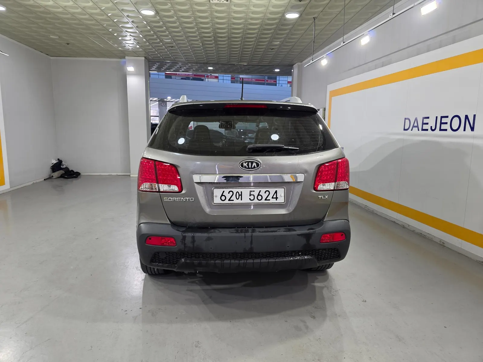 Kia R 2.0 2WD TLX 2010 3/5