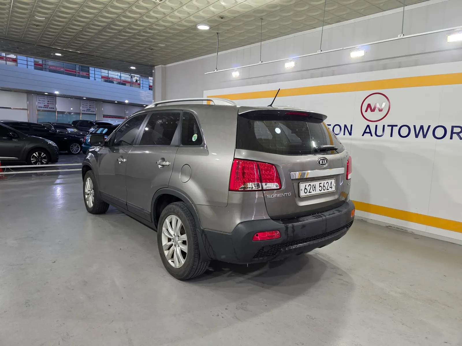 Kia R 2.0 2WD TLX 2010 2/5
