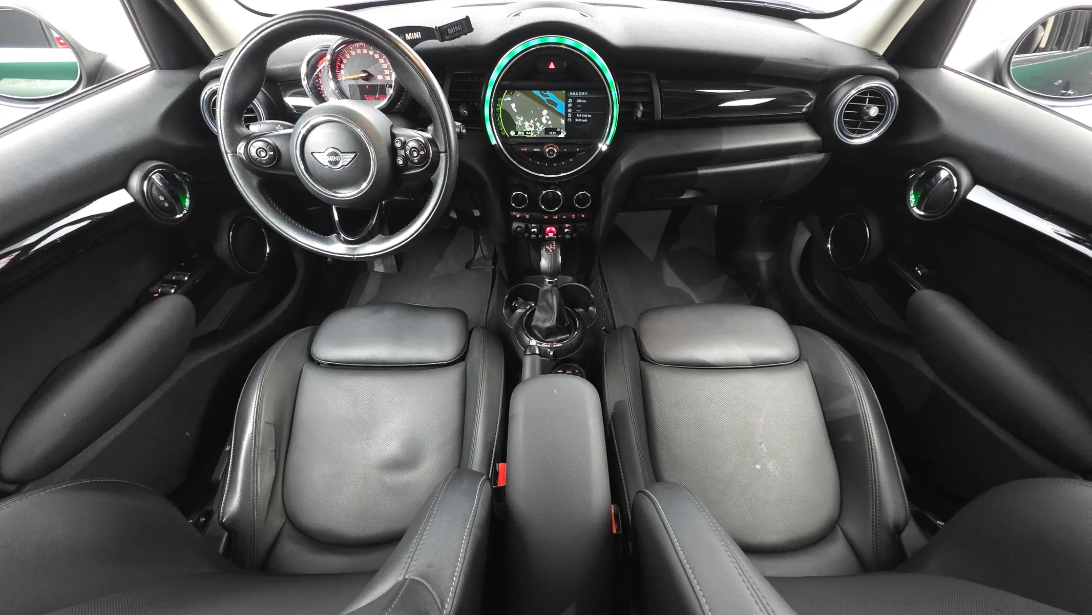 MINI D 5 HIGH 2016 4/4