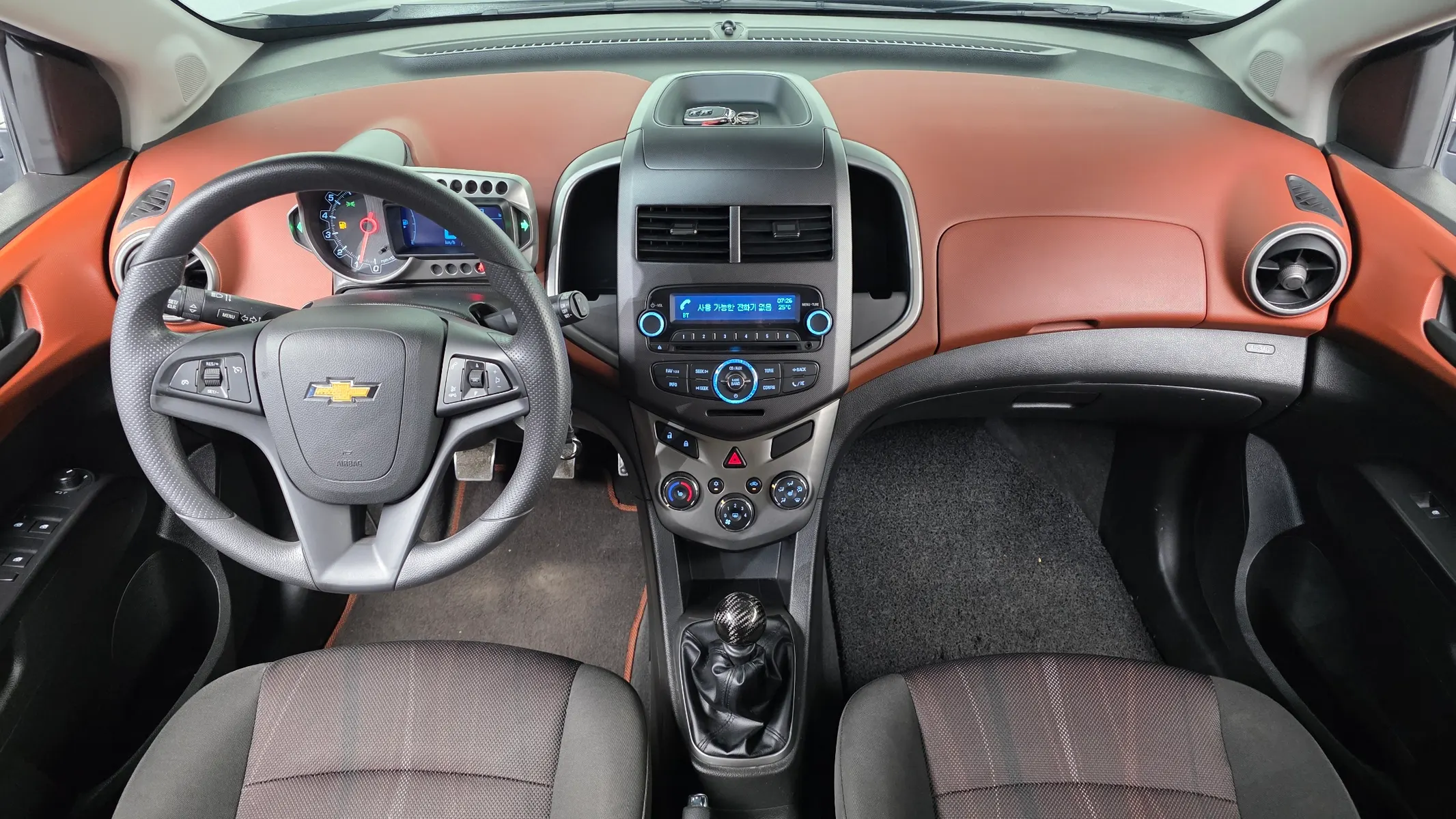 Chevrolet 아베오 해치백 1.4 LS 2015 4/5