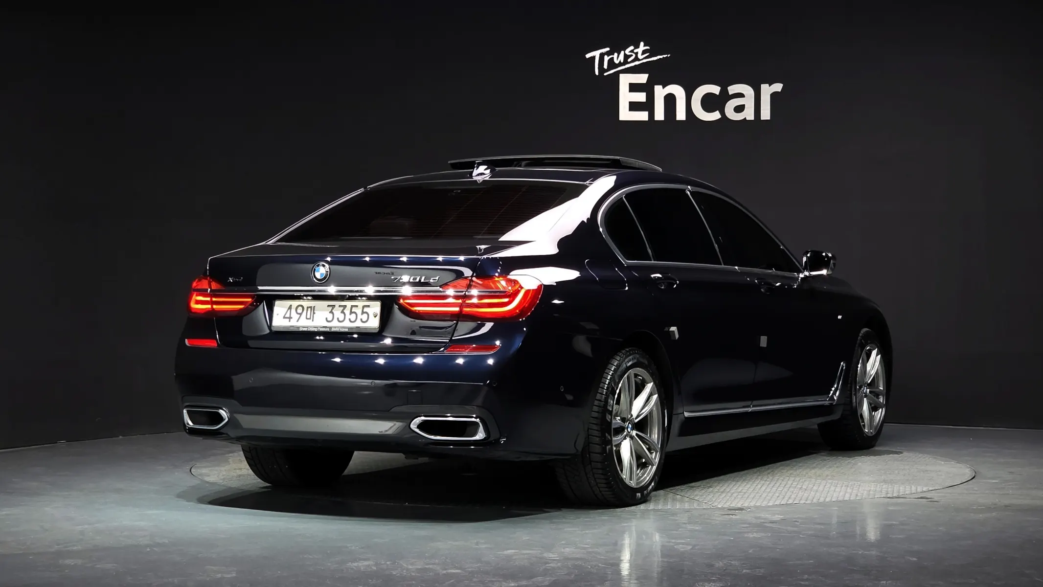 BMW 7 Series (G11) 730Ld xDrive M 2018 2/36