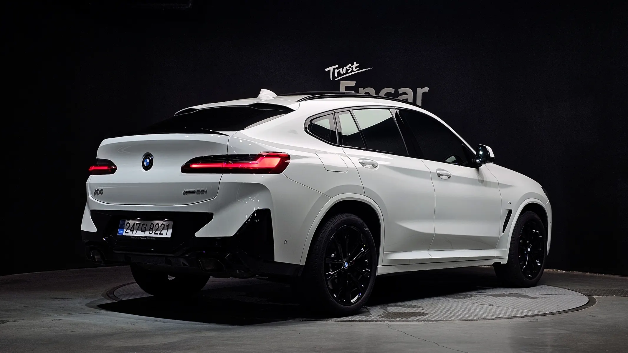 BMW X4 (G02) xDrive20i M 2025 2/33