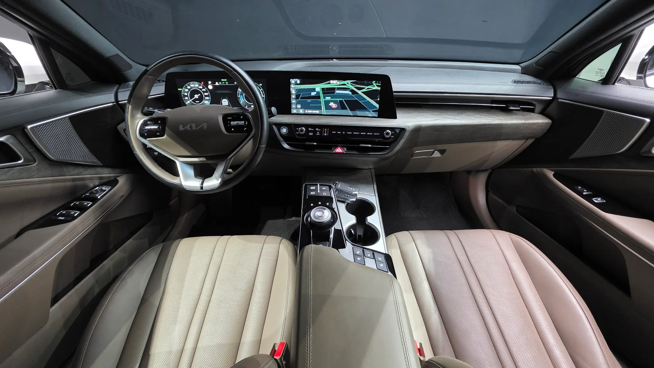 Kia K8 2023 4/5