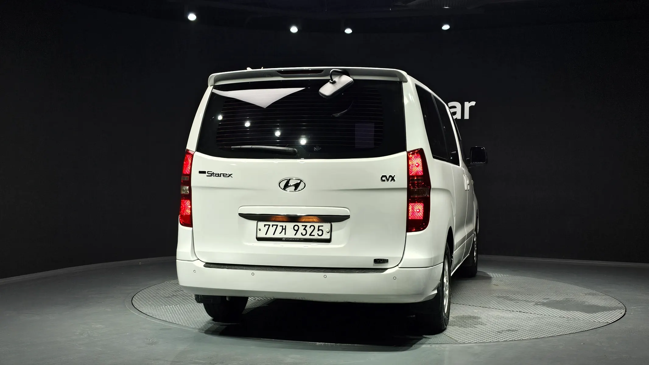 Hyundai Grand Starex 12 2011 3/5