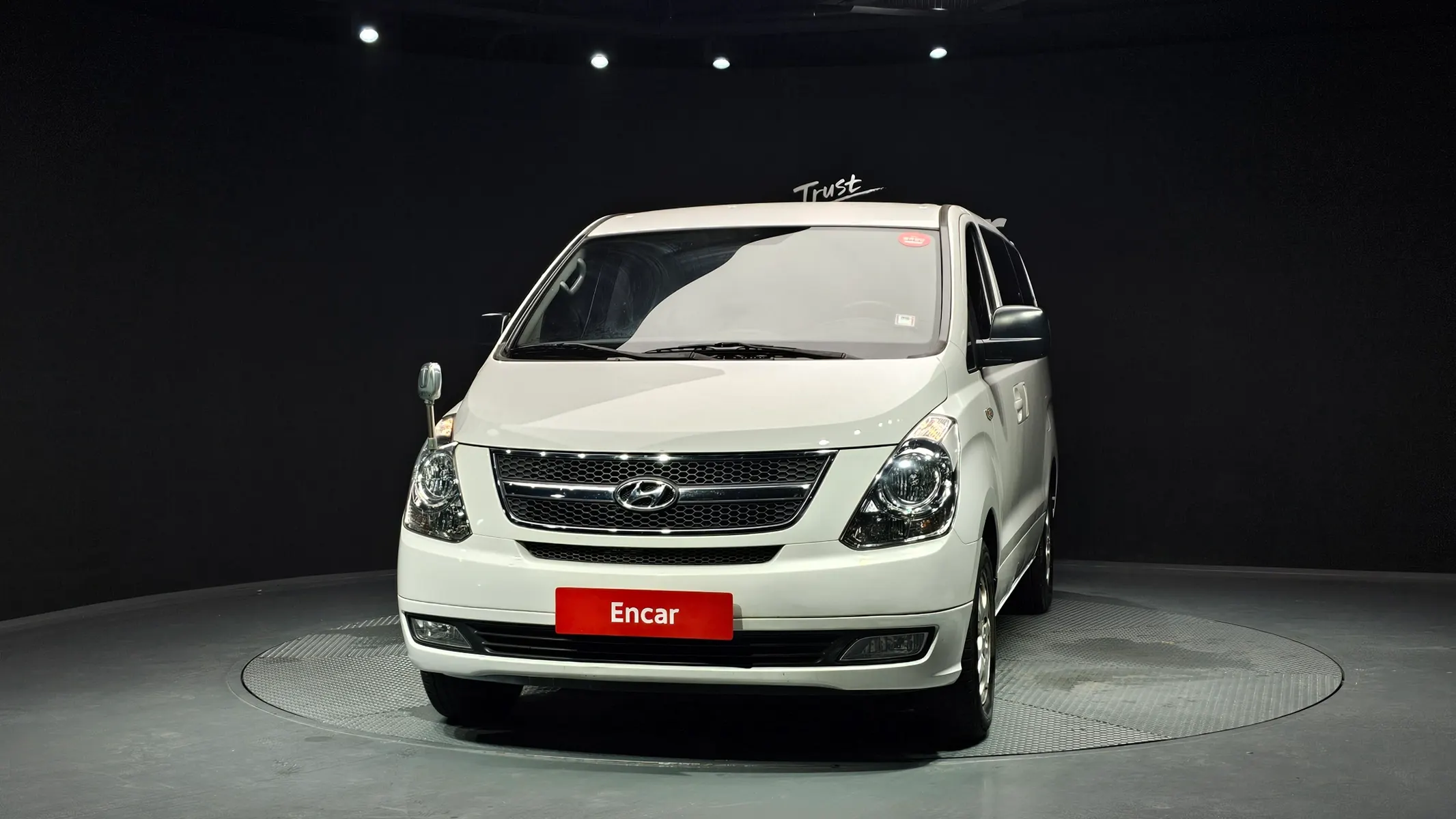 Hyundai Grand Starex 12 2011 2/5