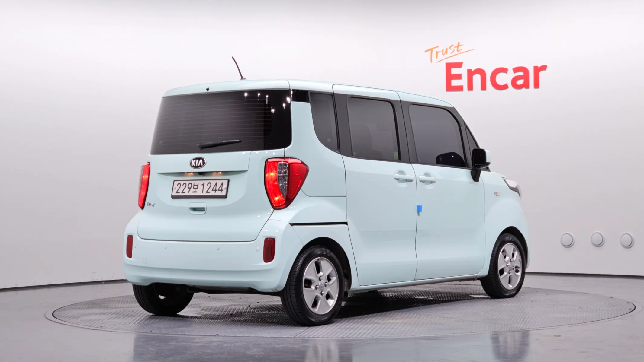 Kia Ray 2013 2/36