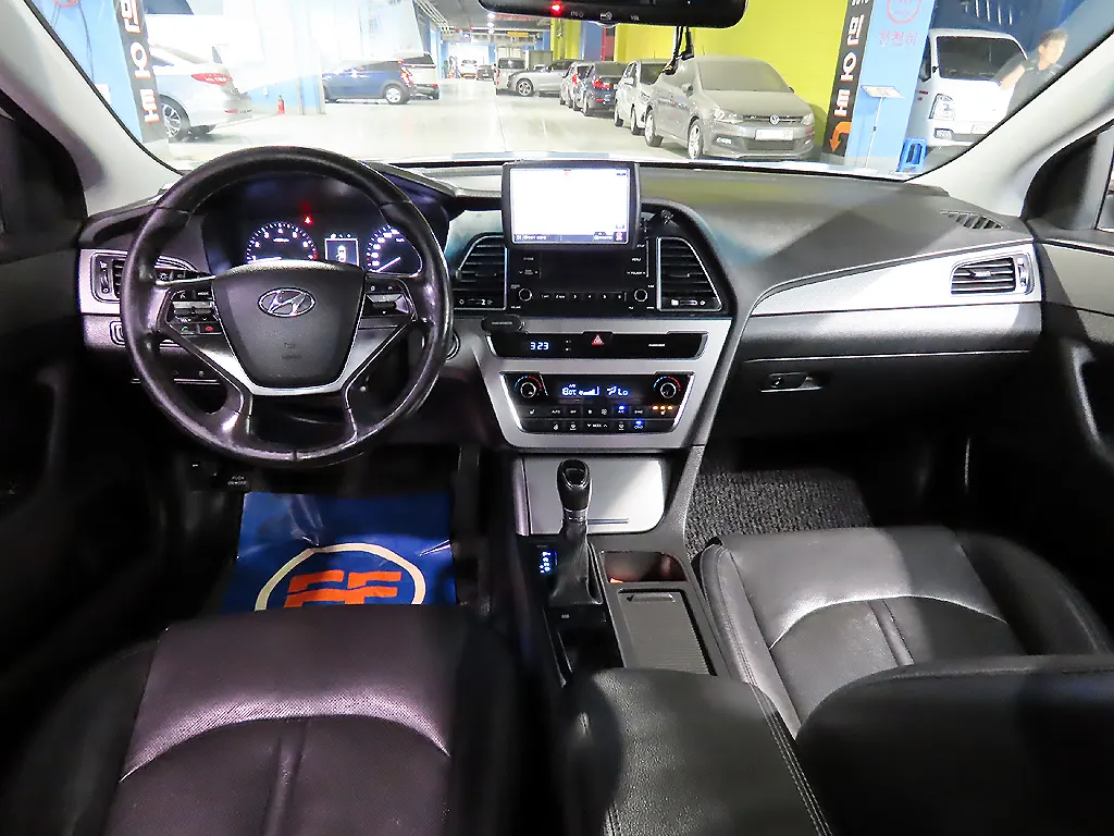 Hyundai LF LPI 2014 4/5