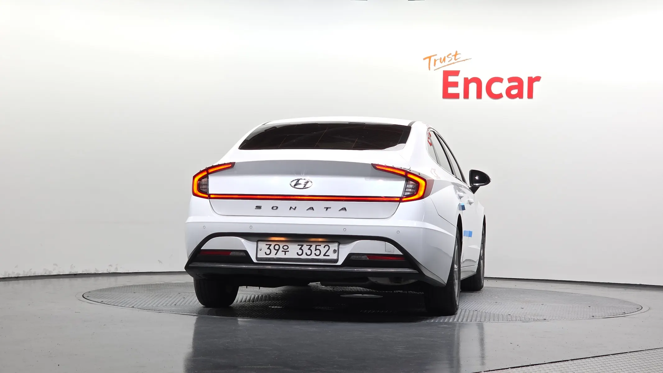Hyundai (DN8) 2.0 LPG() 2019 3/5