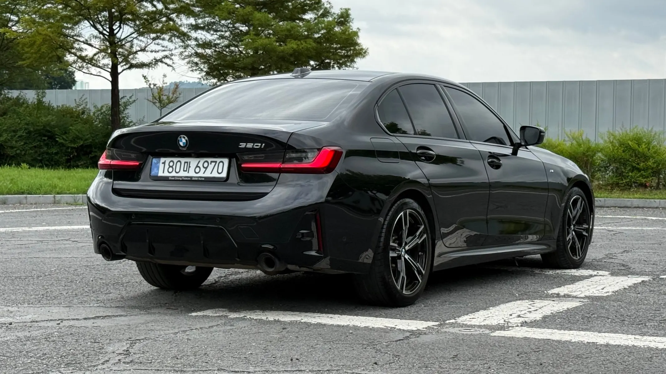 BMW 3 Series (G20) 320i M 2022 2/21