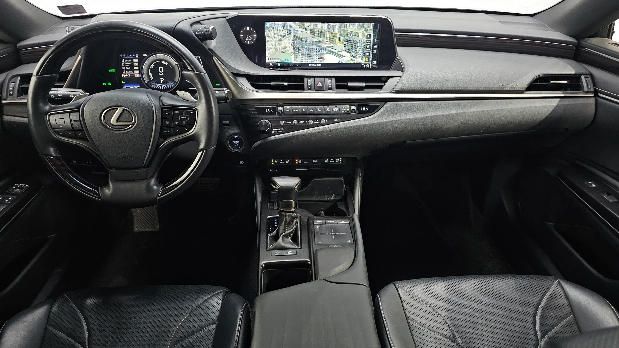 Lexus ES300h 7 2018 4/5