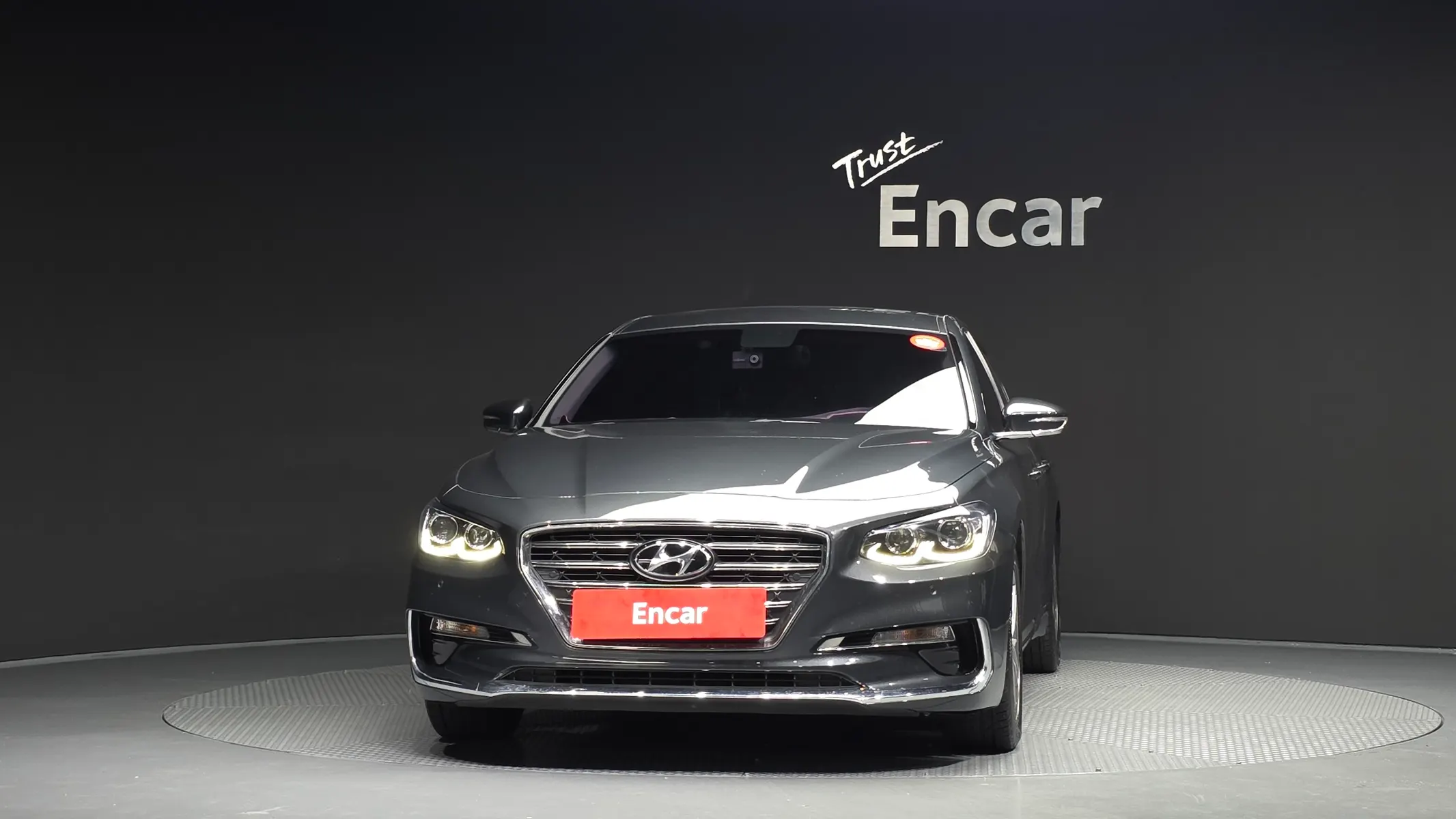 Hyundai IG 2.4 () 2018 2/5