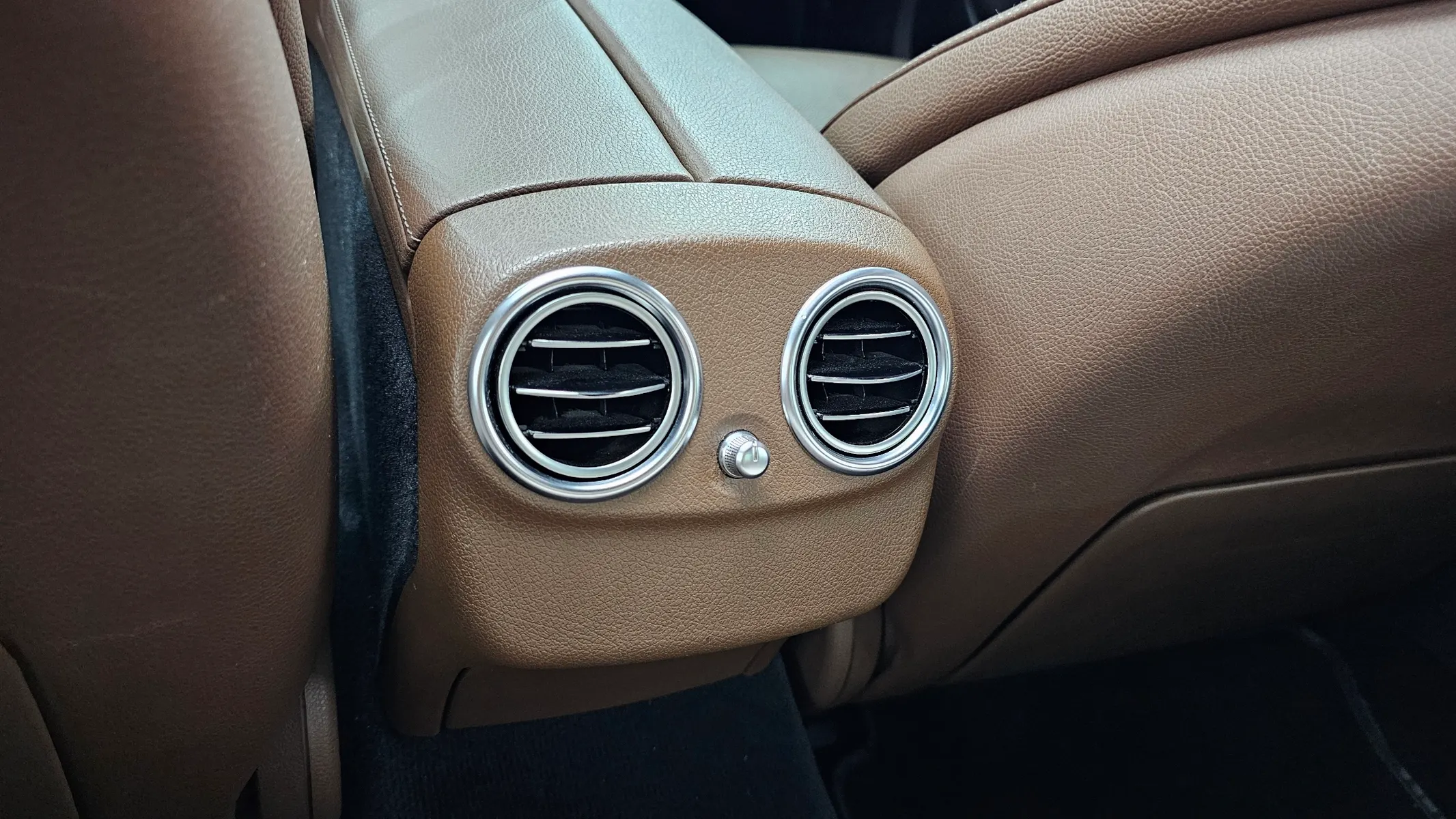 Mercedes-Benz E-Class W213 E300 2018 33/34