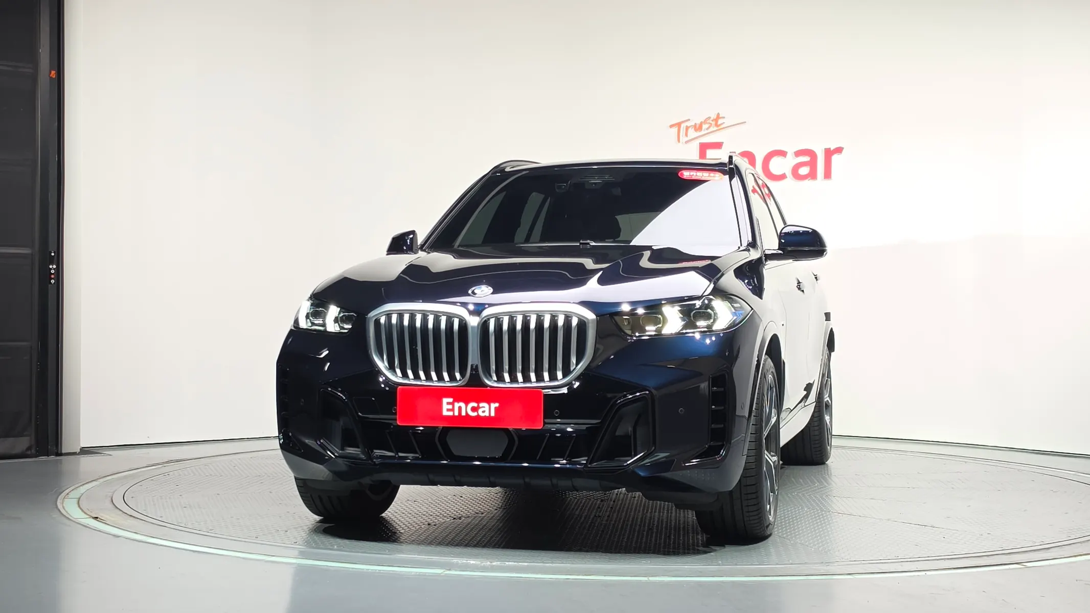 BMW X5 (G05) xDrive 40i M 2023 2/33