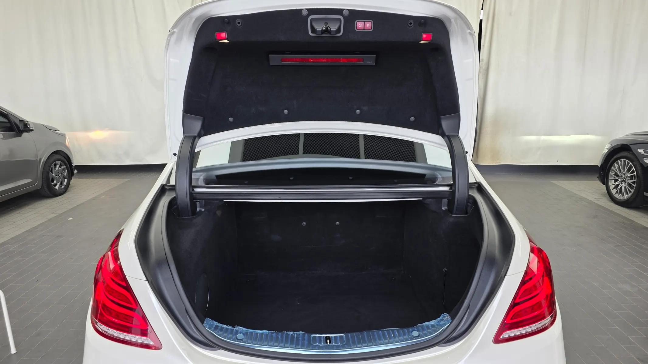 Mercedes-Benz S-Class W222 S63 AMG 4MATIC 2015 20/21