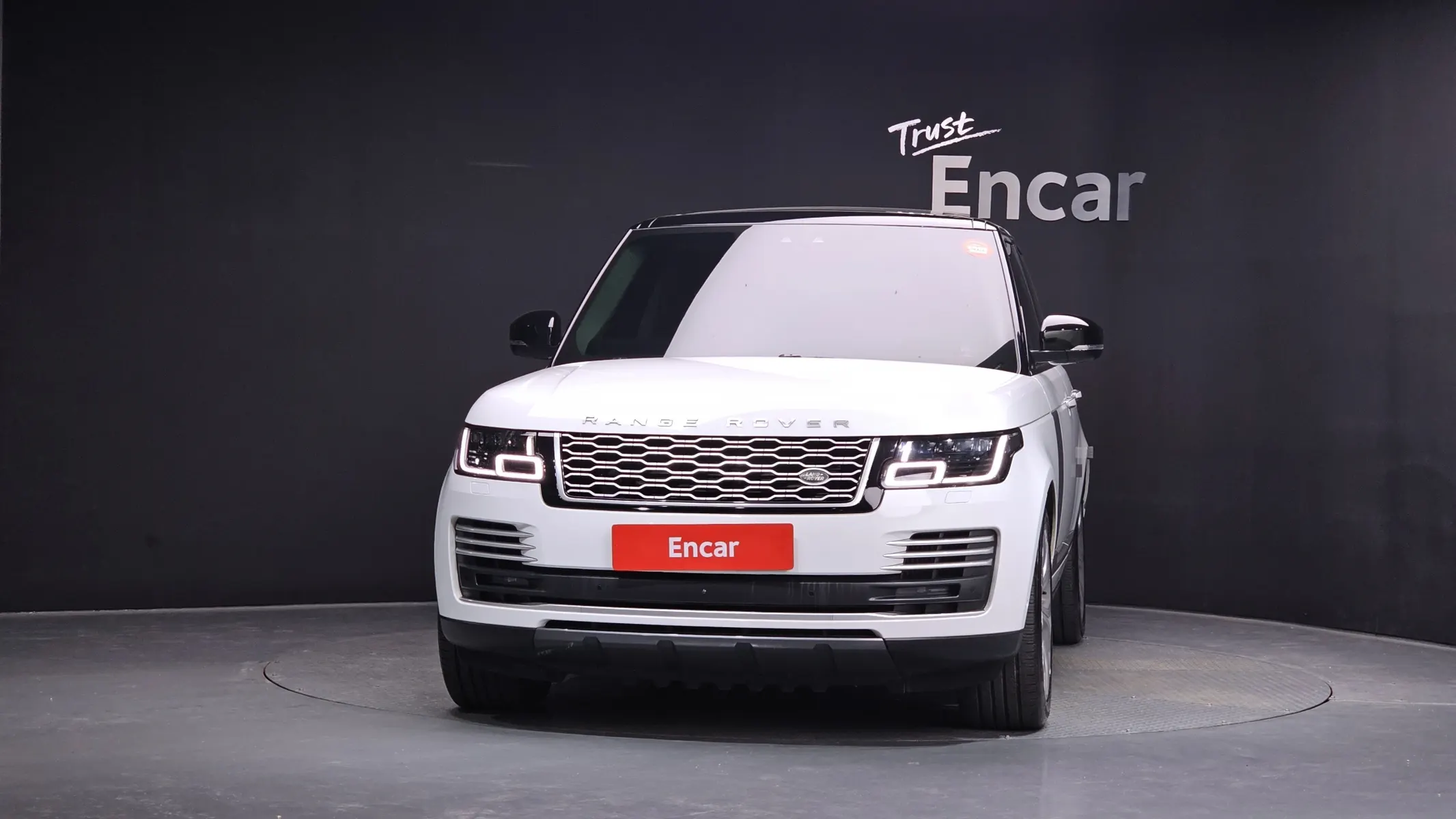Land Rover 4 4.4 SDV8 AB 2018 3/37