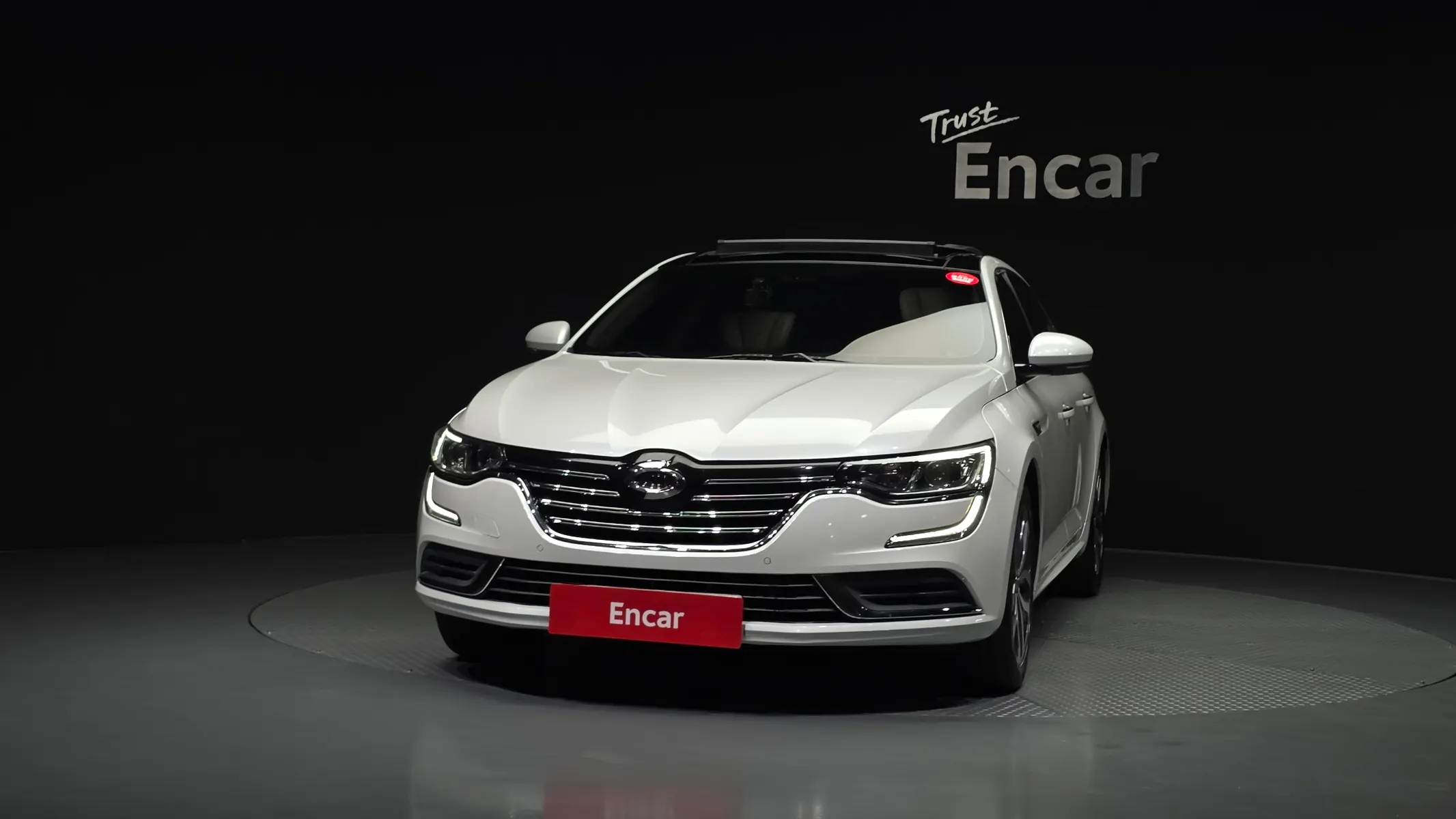 Renault Korea SM6 2.0 GDe RE 2017 2/5