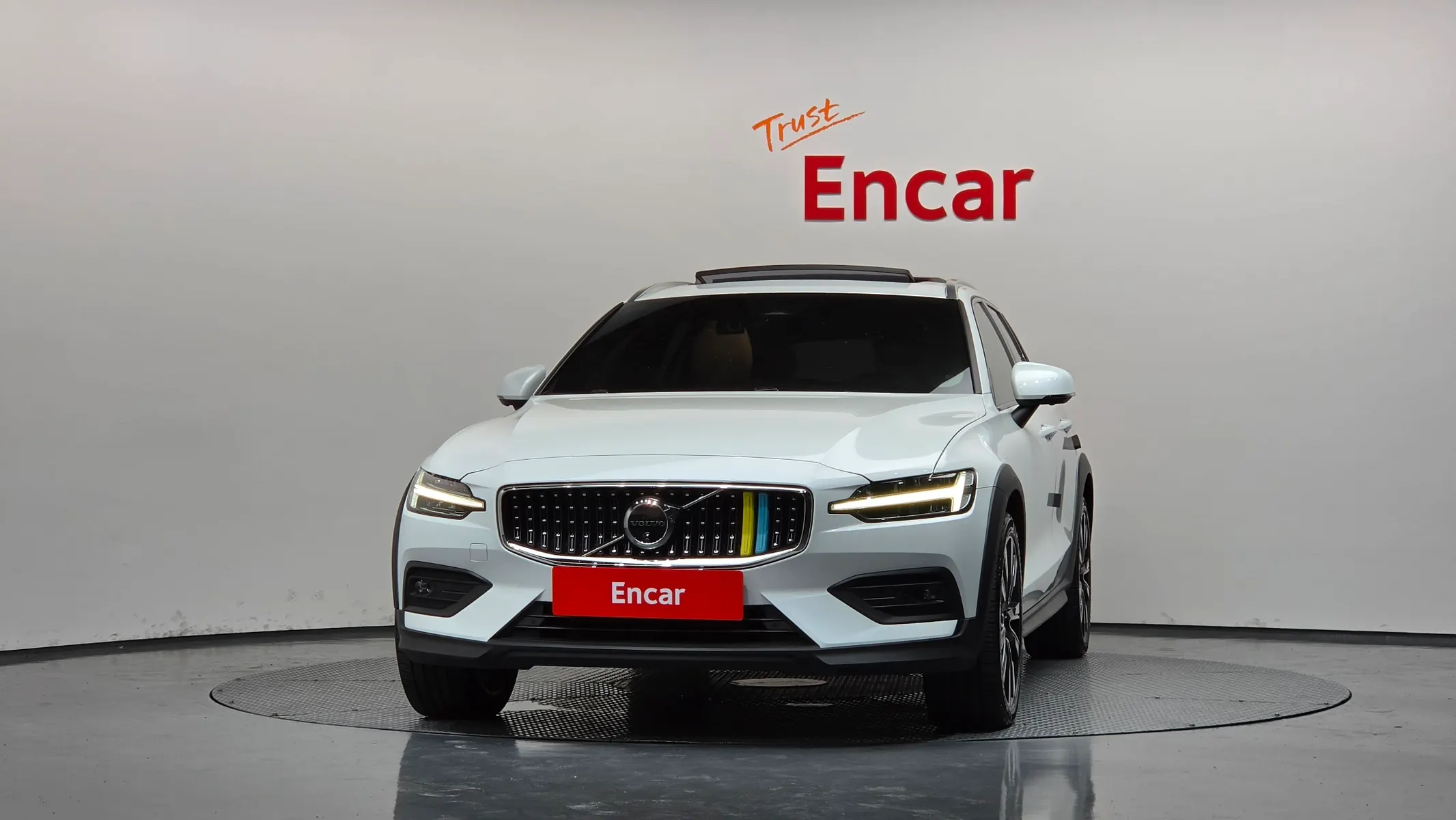Volvo V60 2 B5 AWD 2023 2/5