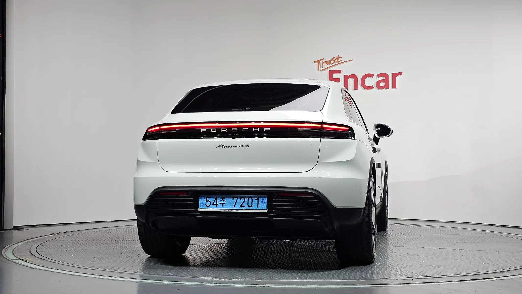 Porsche EV 4S 2025 3/36