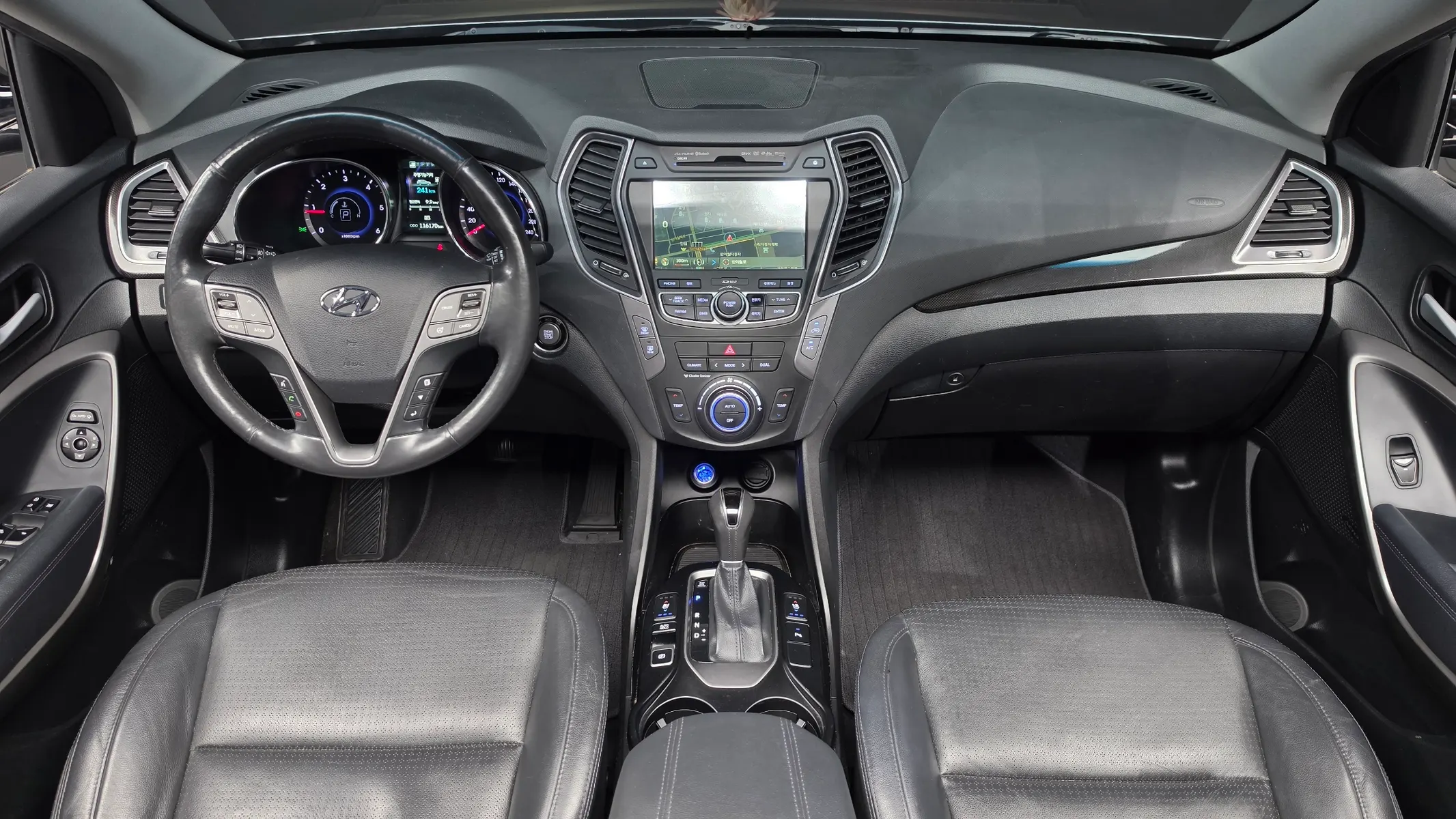 Hyundai DM (e-VGT) 2.0 2WD 2013 4/5