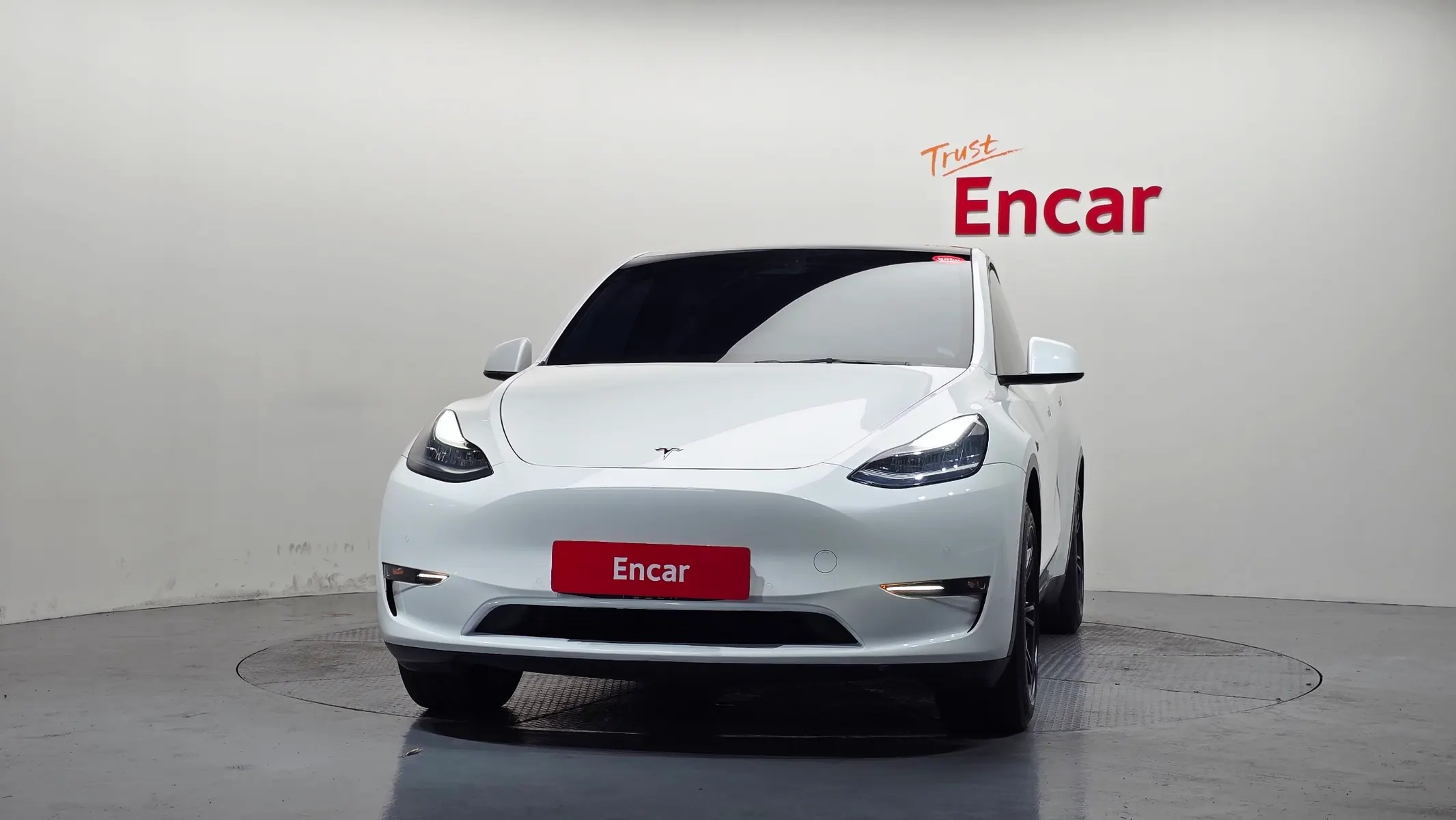 Tesla Y RWD 2021 2/5