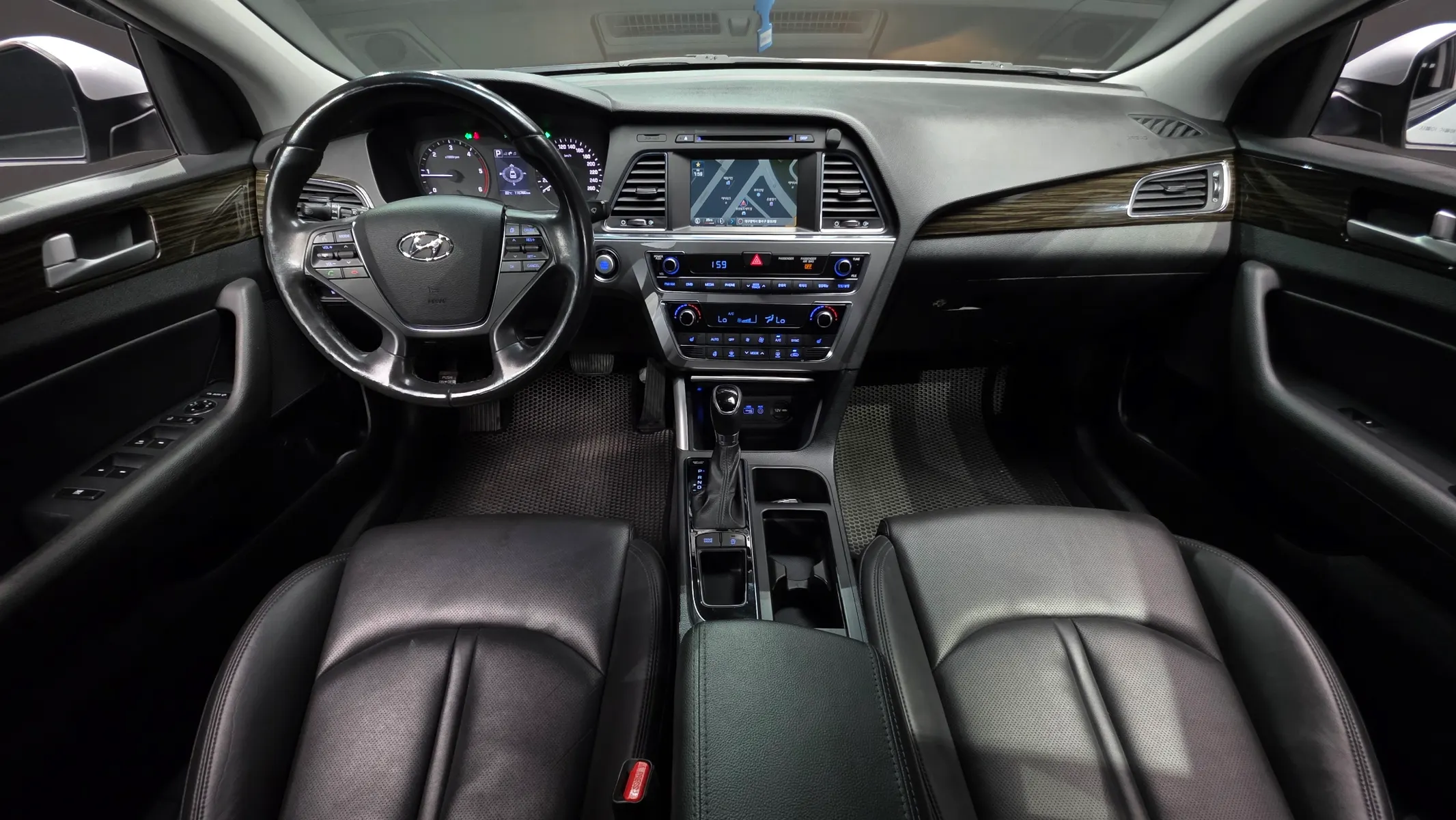 Hyundai LF 1.7 2016 4/5