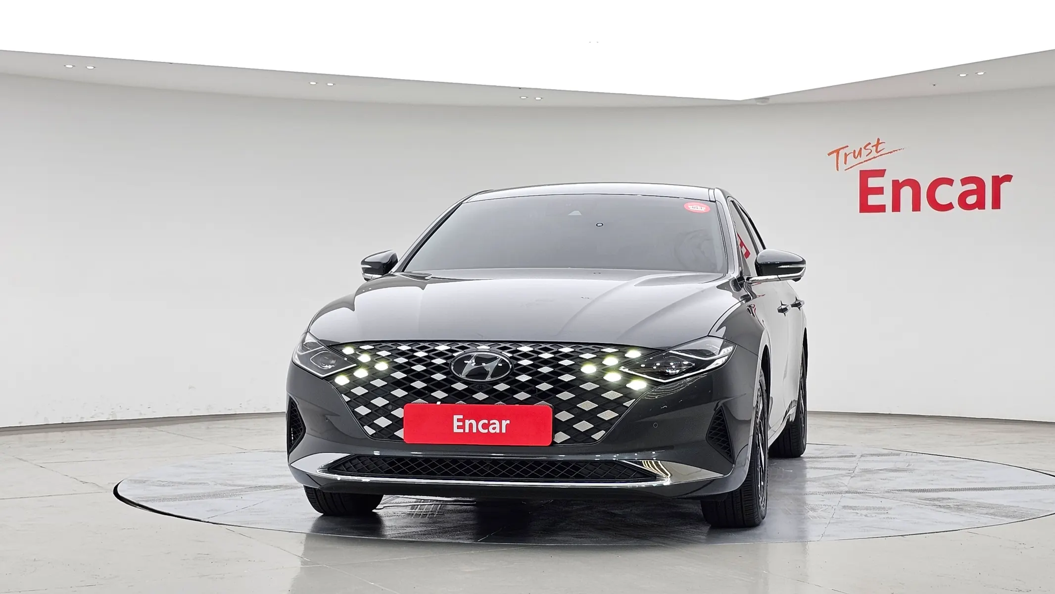 Hyundai IG 2022 2/5