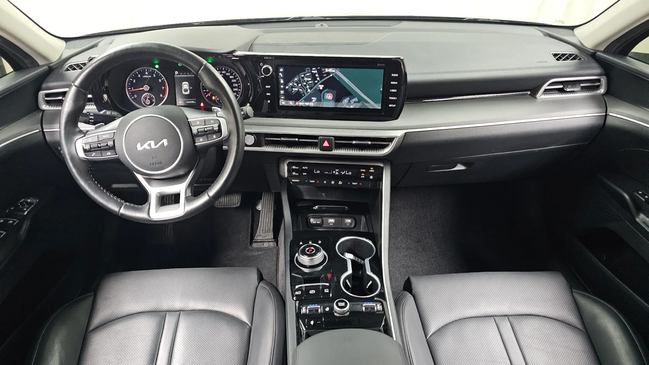 Kia K5 3 2.0 LPI() 2023 4/5