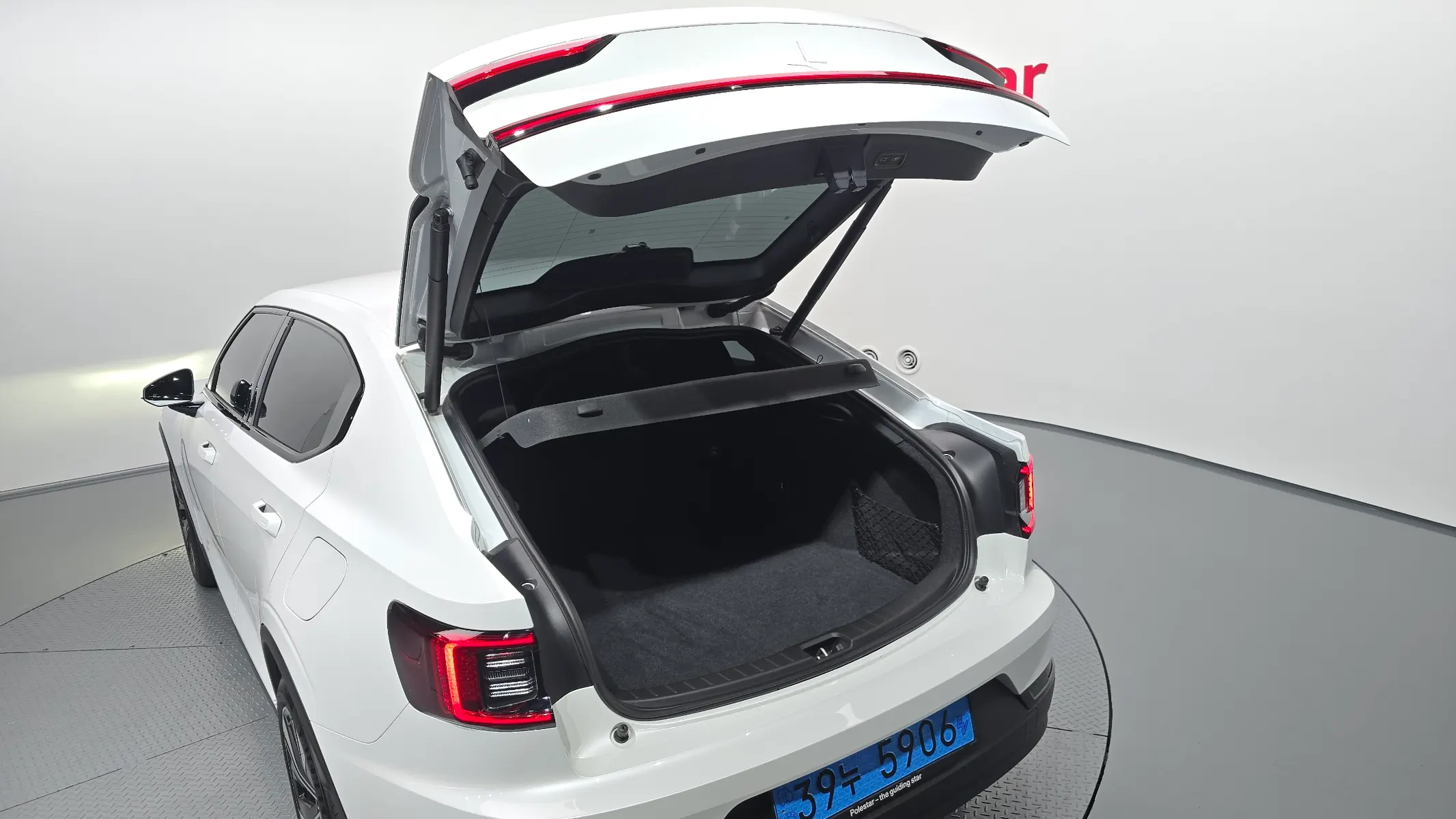 Polestar 2 2022 31/32