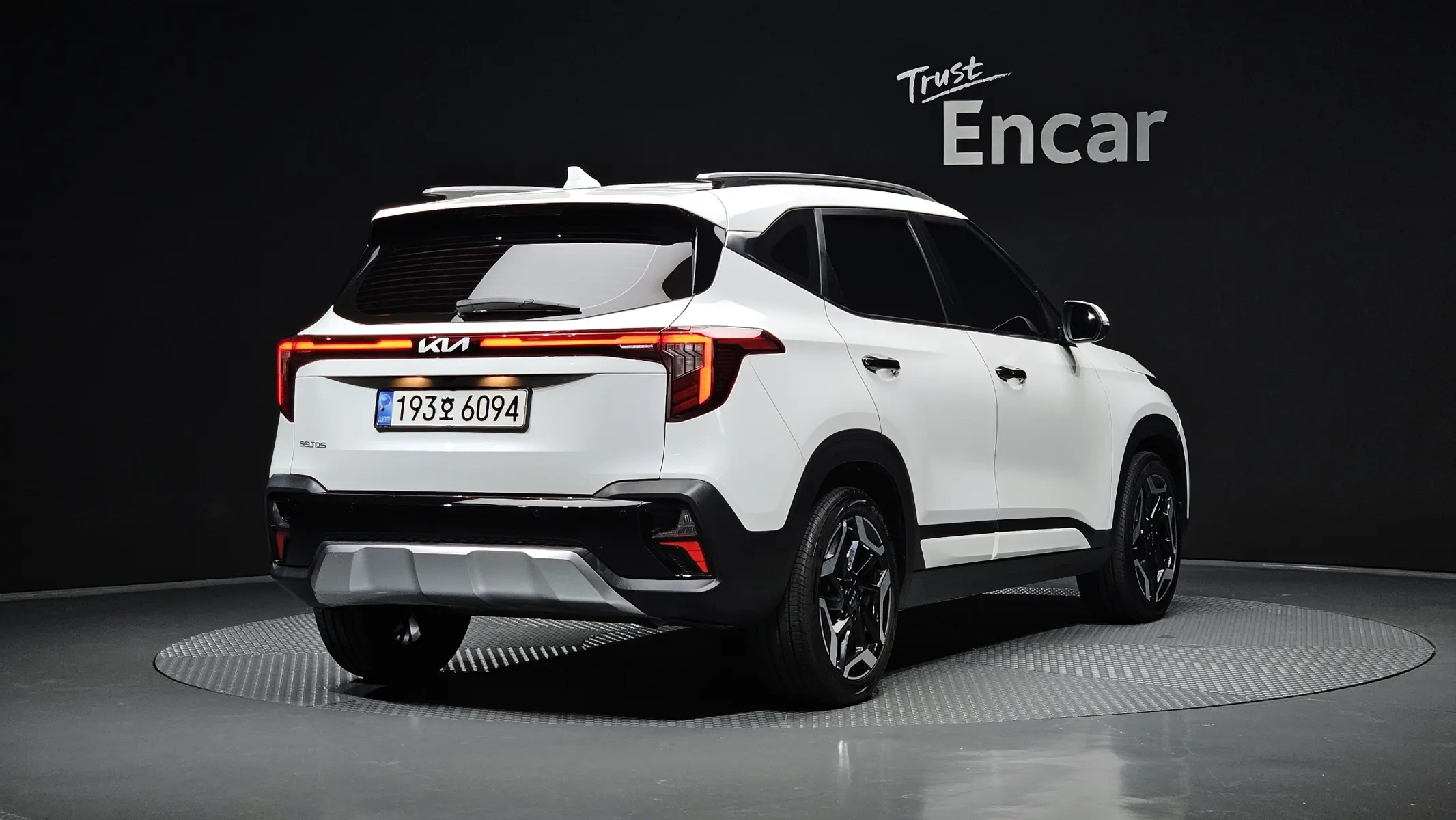 Kia Seltos 1.6 2WD 2022 2/33