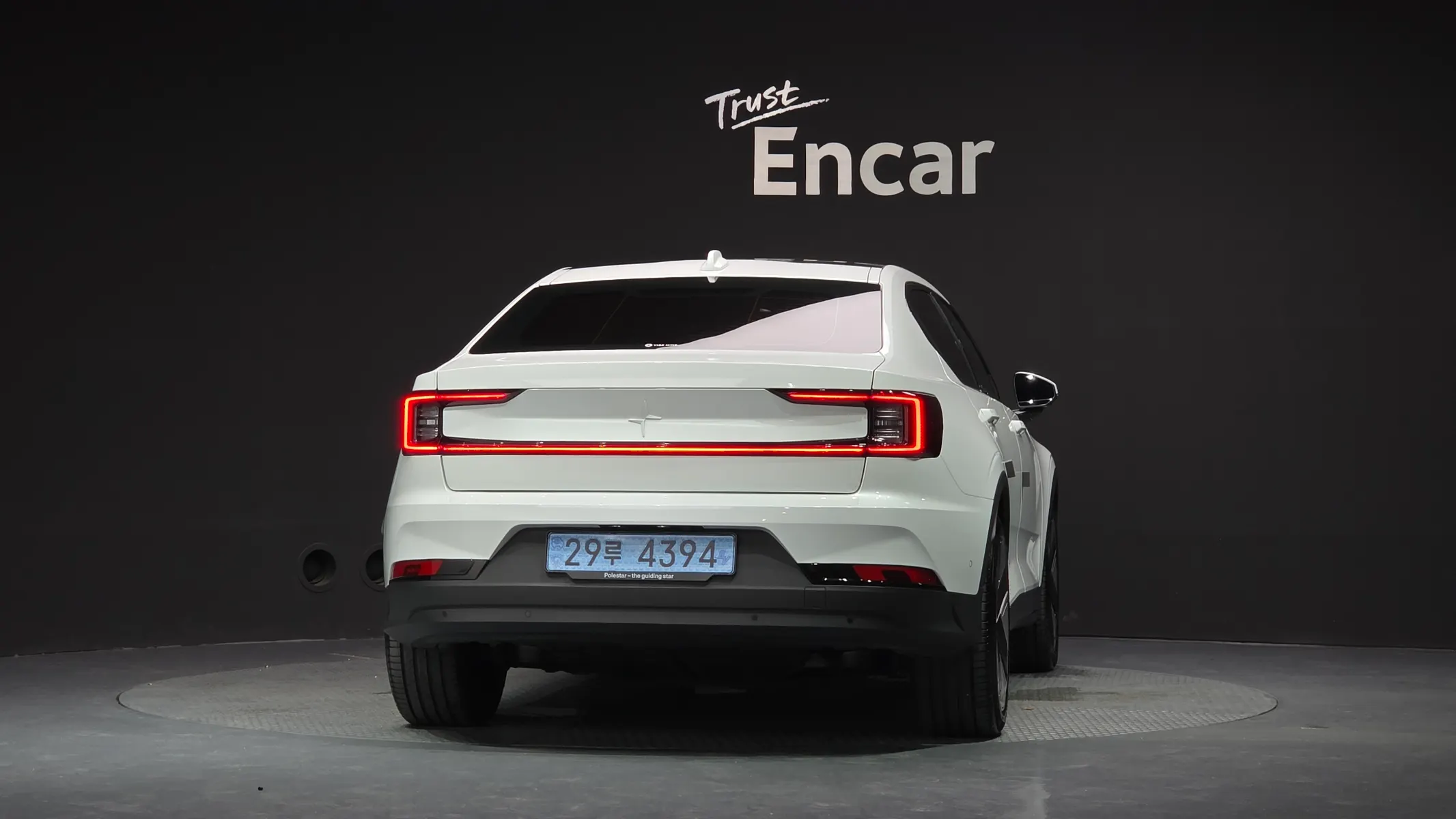 Polestar 2 2025 3/5