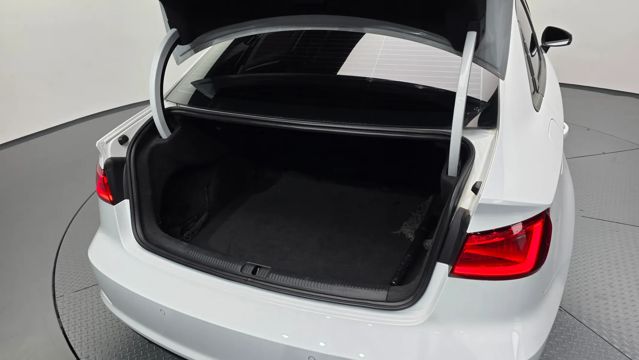 Audi A3 35 TDI 2016 31/32