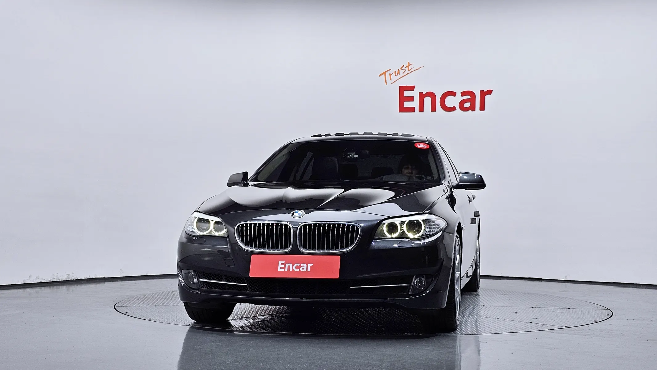 BMW 5 Series (F10) 528i 2013 3/21