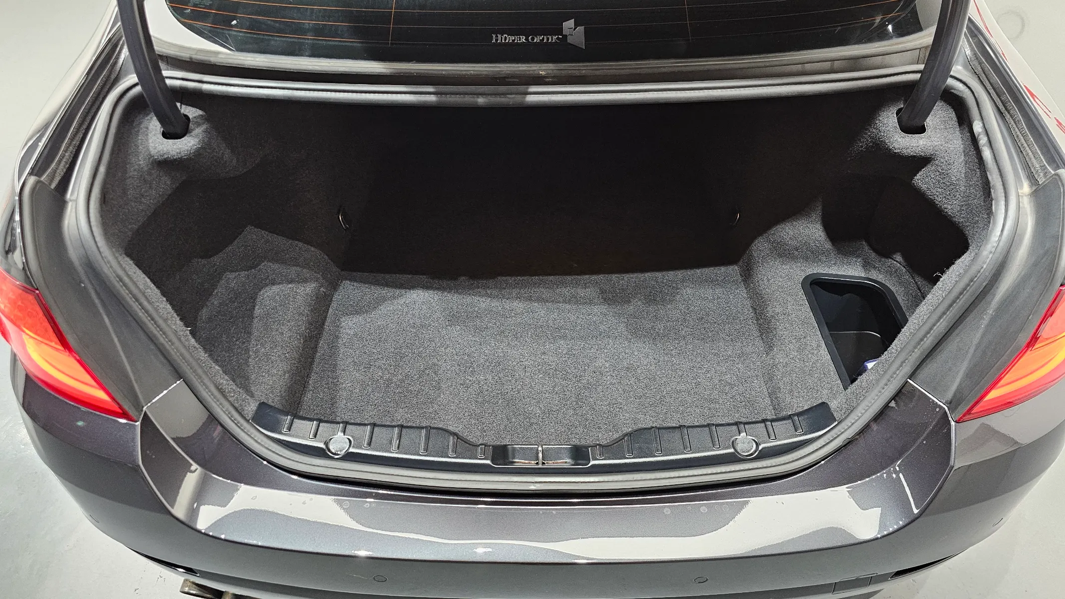 BMW 5 Series (F10) 528i 2013 20/21
