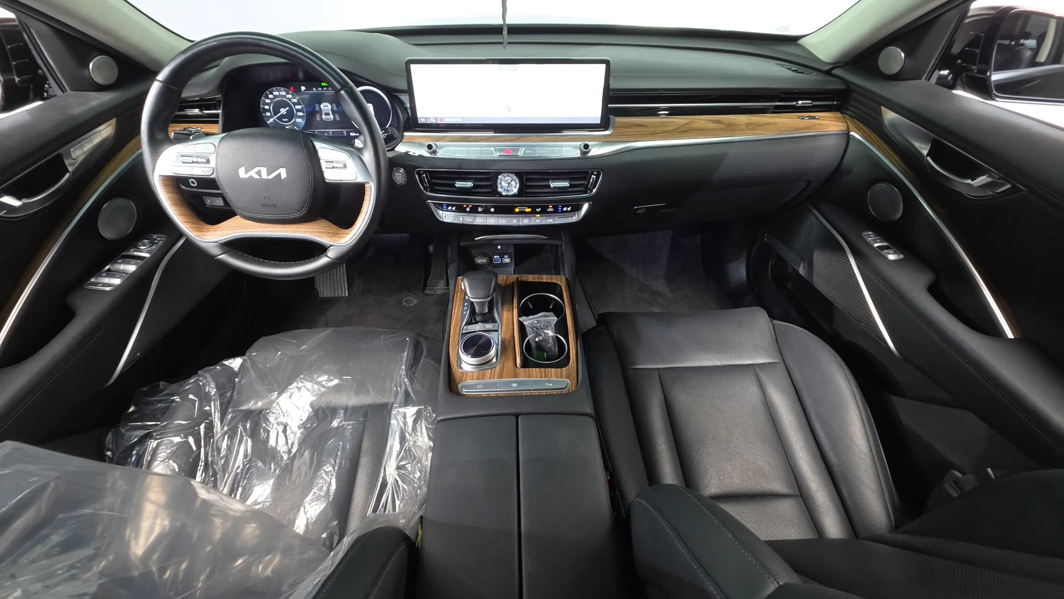 Kia K9 2 3.8 GDI AWD 2021 4/5