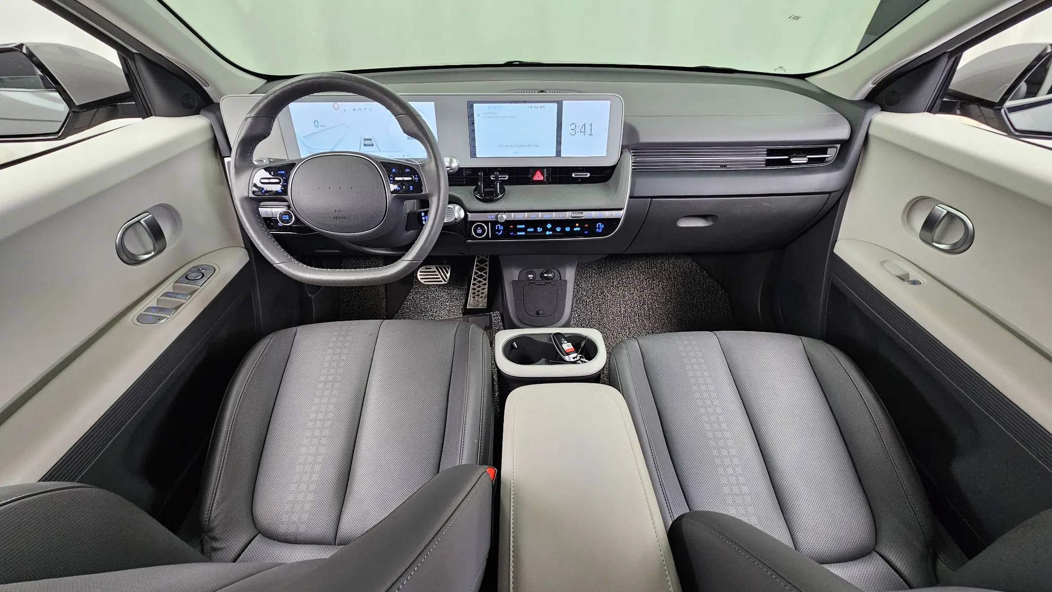 Hyundai Ioniq 5 AWD 2023 4/5