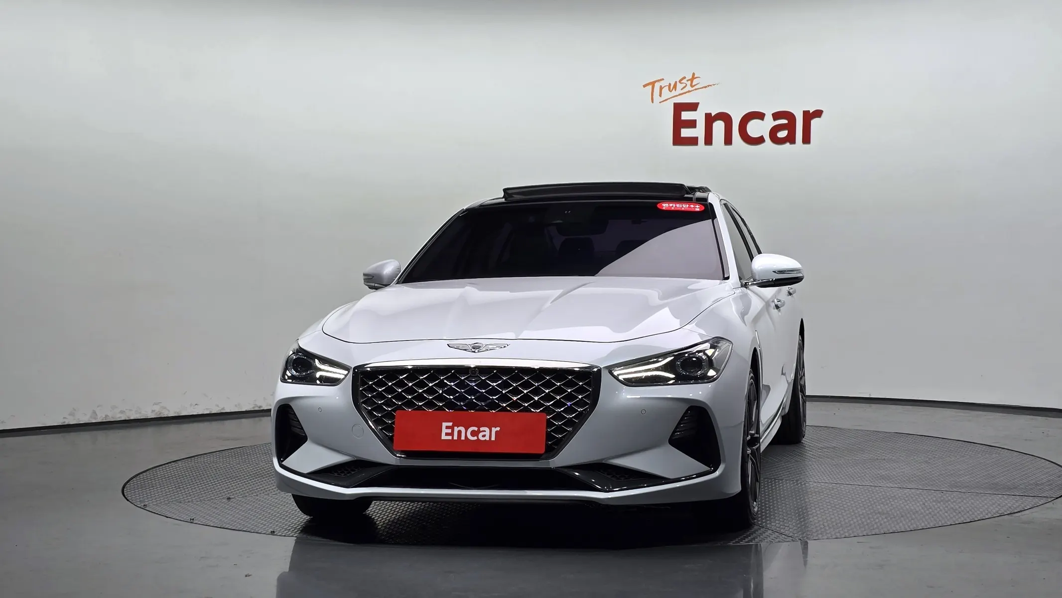 Genesis G70 2.0T 2018 2/5