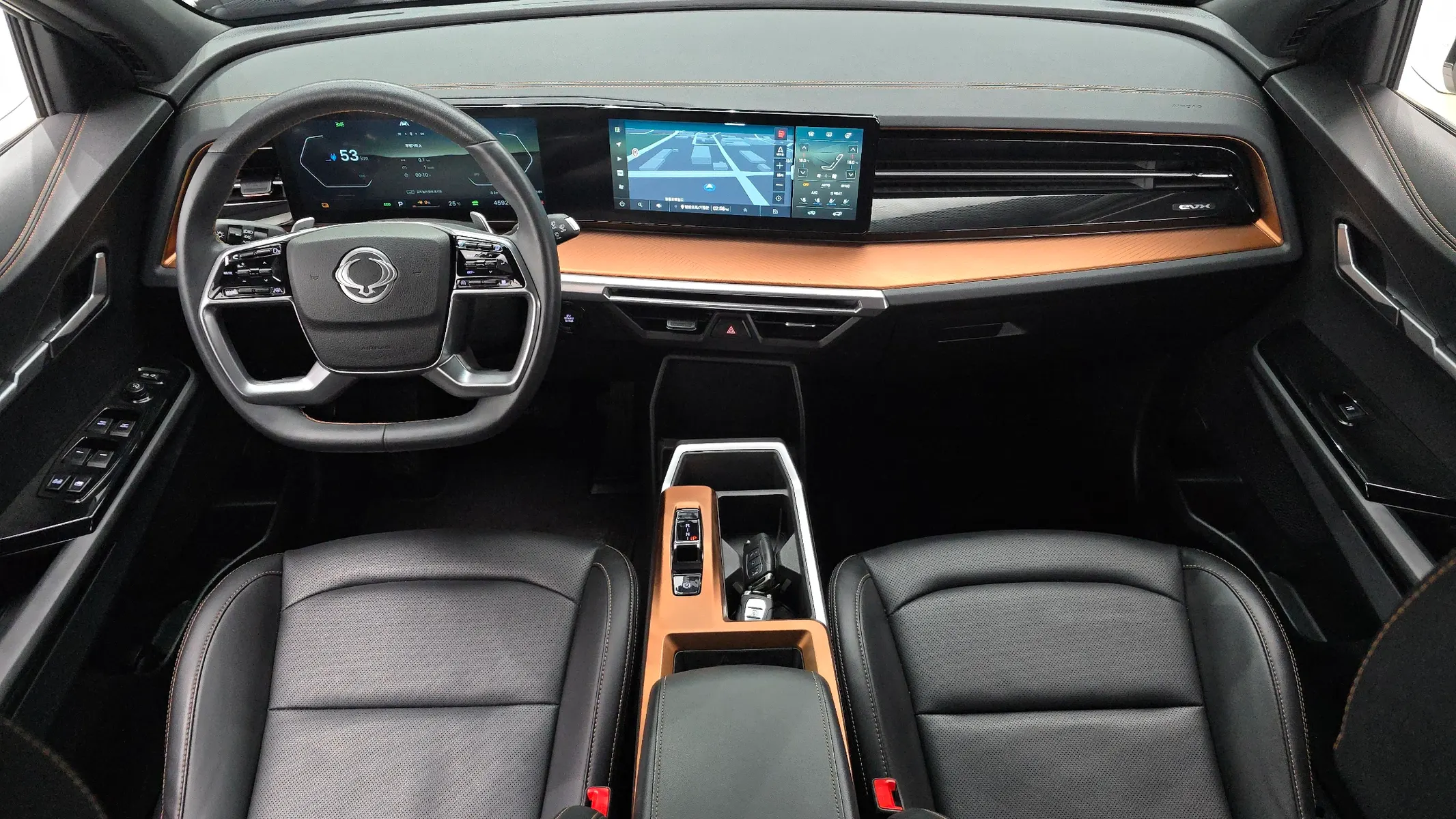 KG Mobility EVX E5 2024 4/5