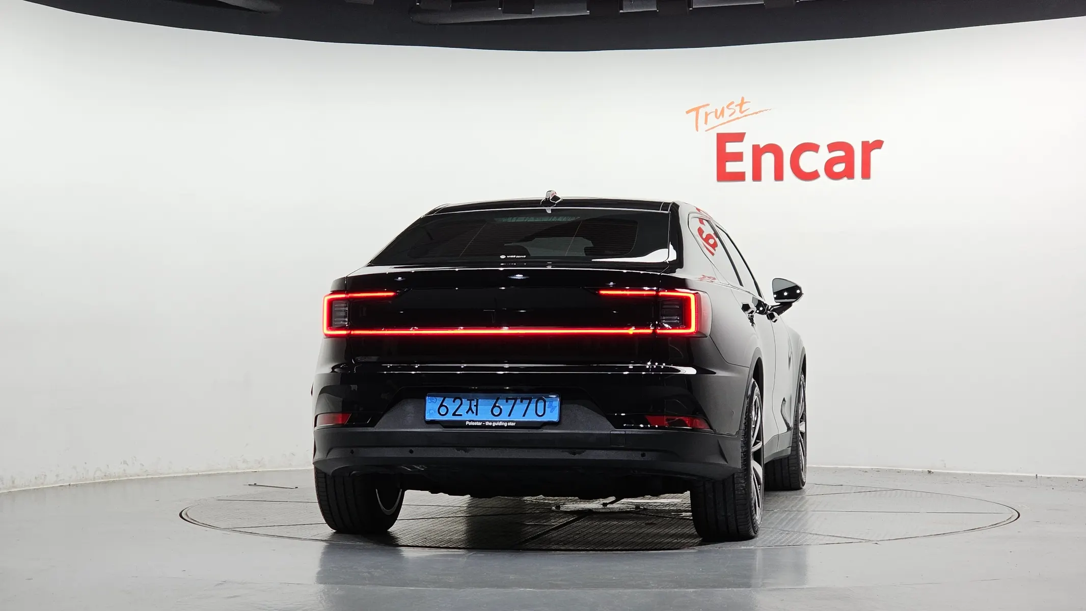 Polestar 2 2022 3/5