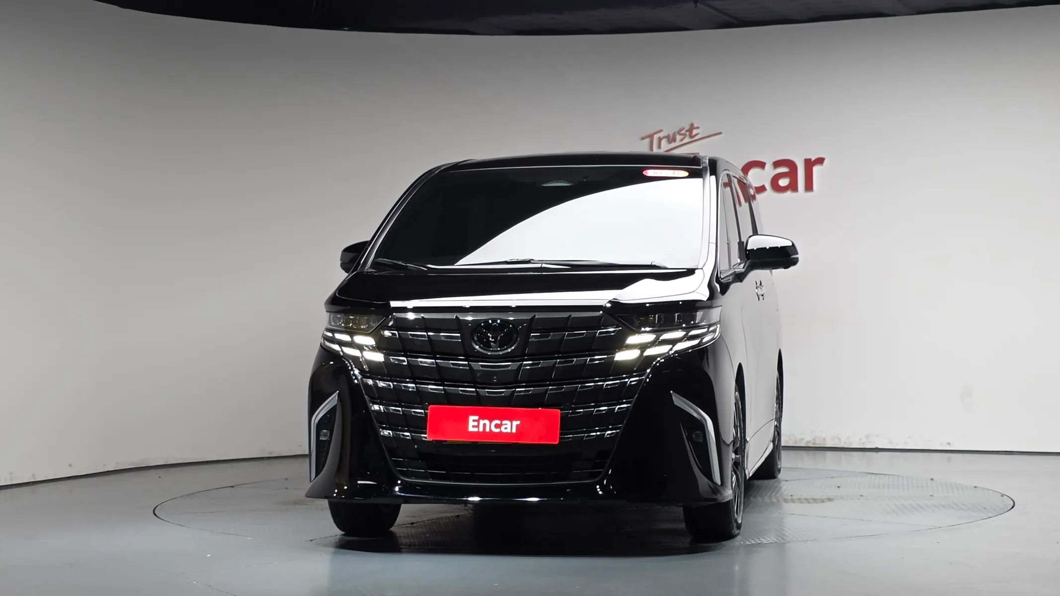 Toyota 4 2.5 HEV AWD 2025 3/46