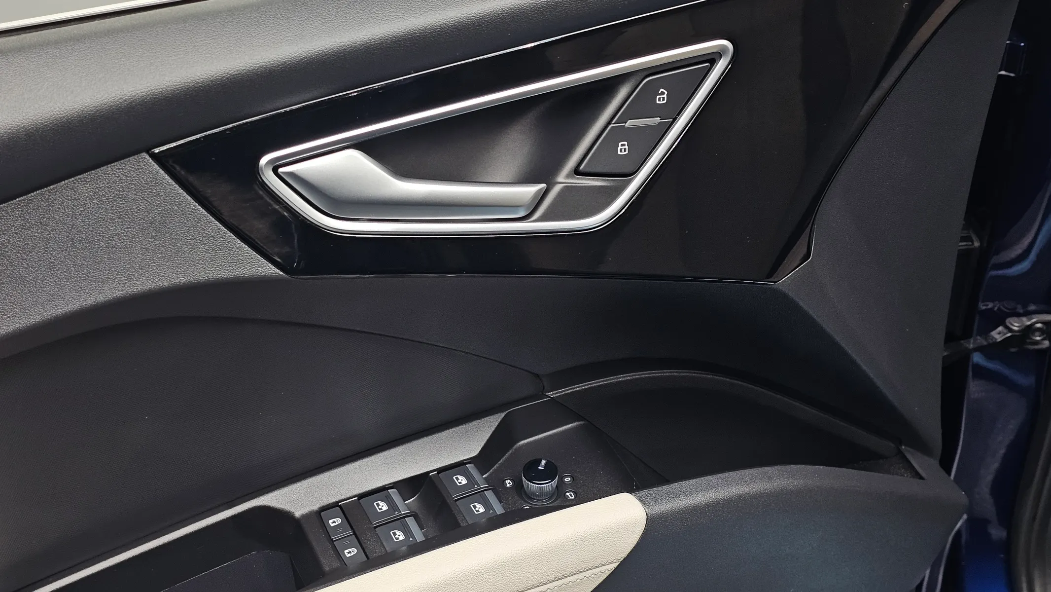 Audi Q4 e- (F4) 45 2025 30/31