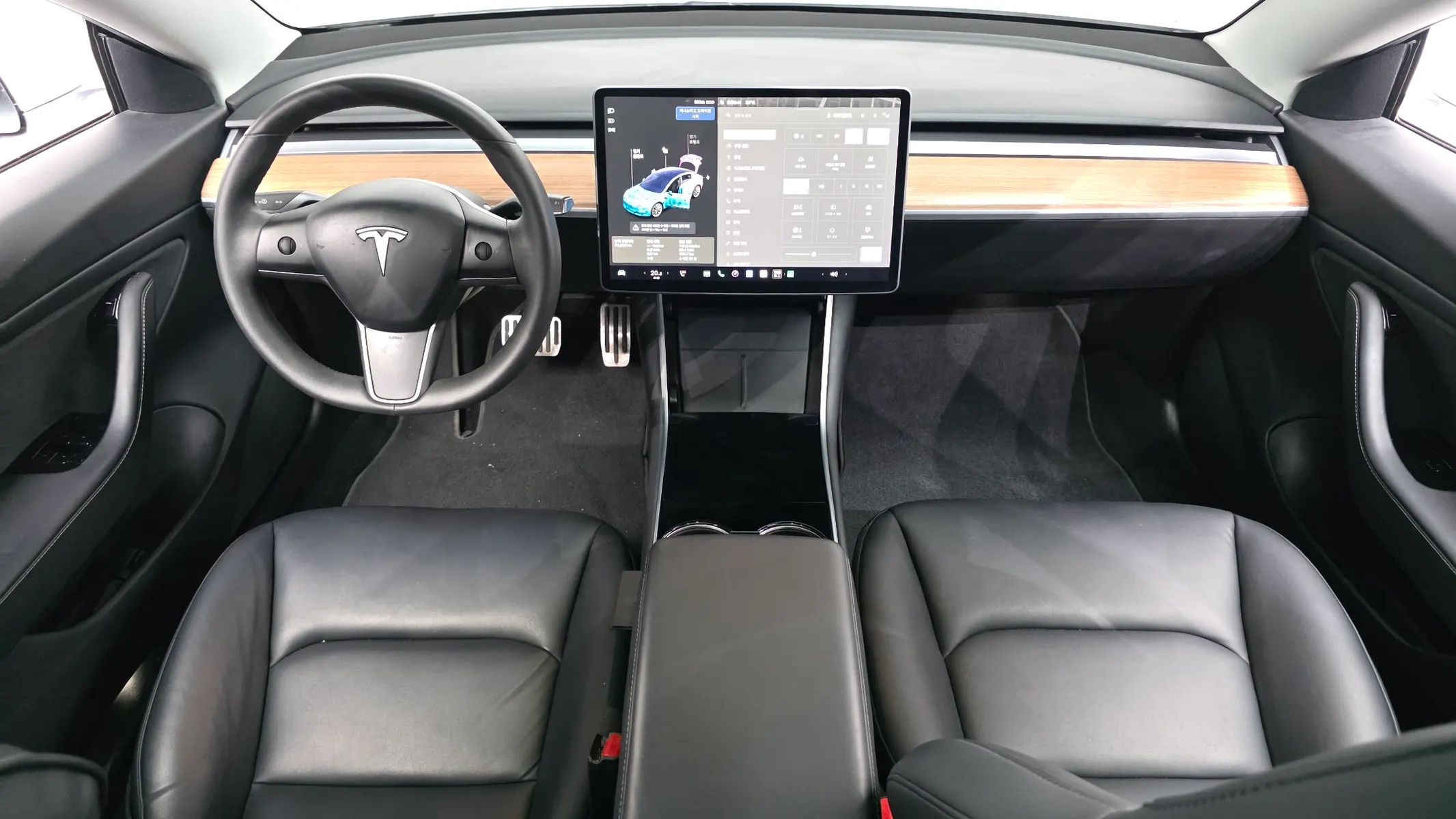 Tesla 3 AWD 2020 4/5