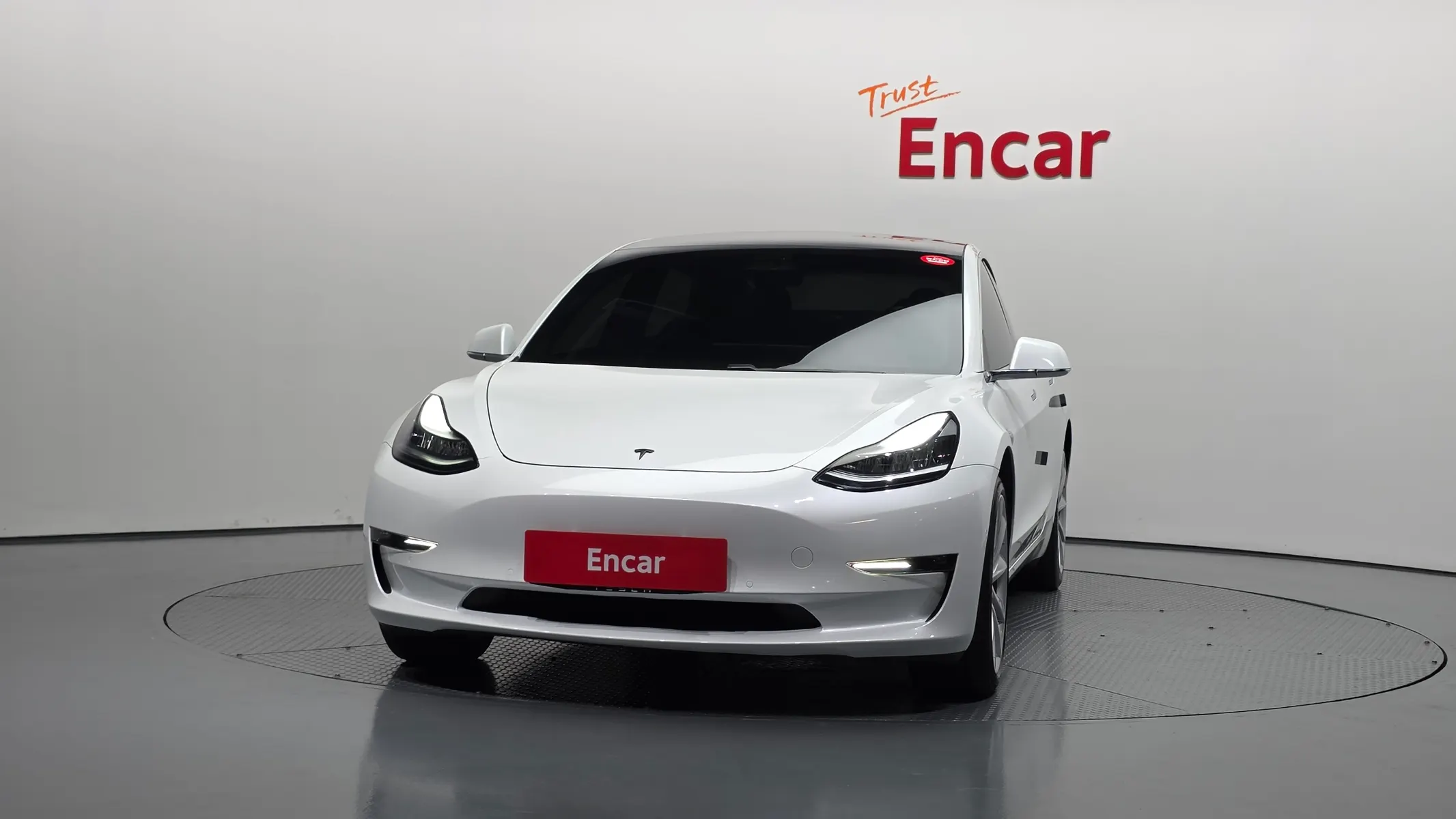 Tesla 3 AWD 2020 2/5