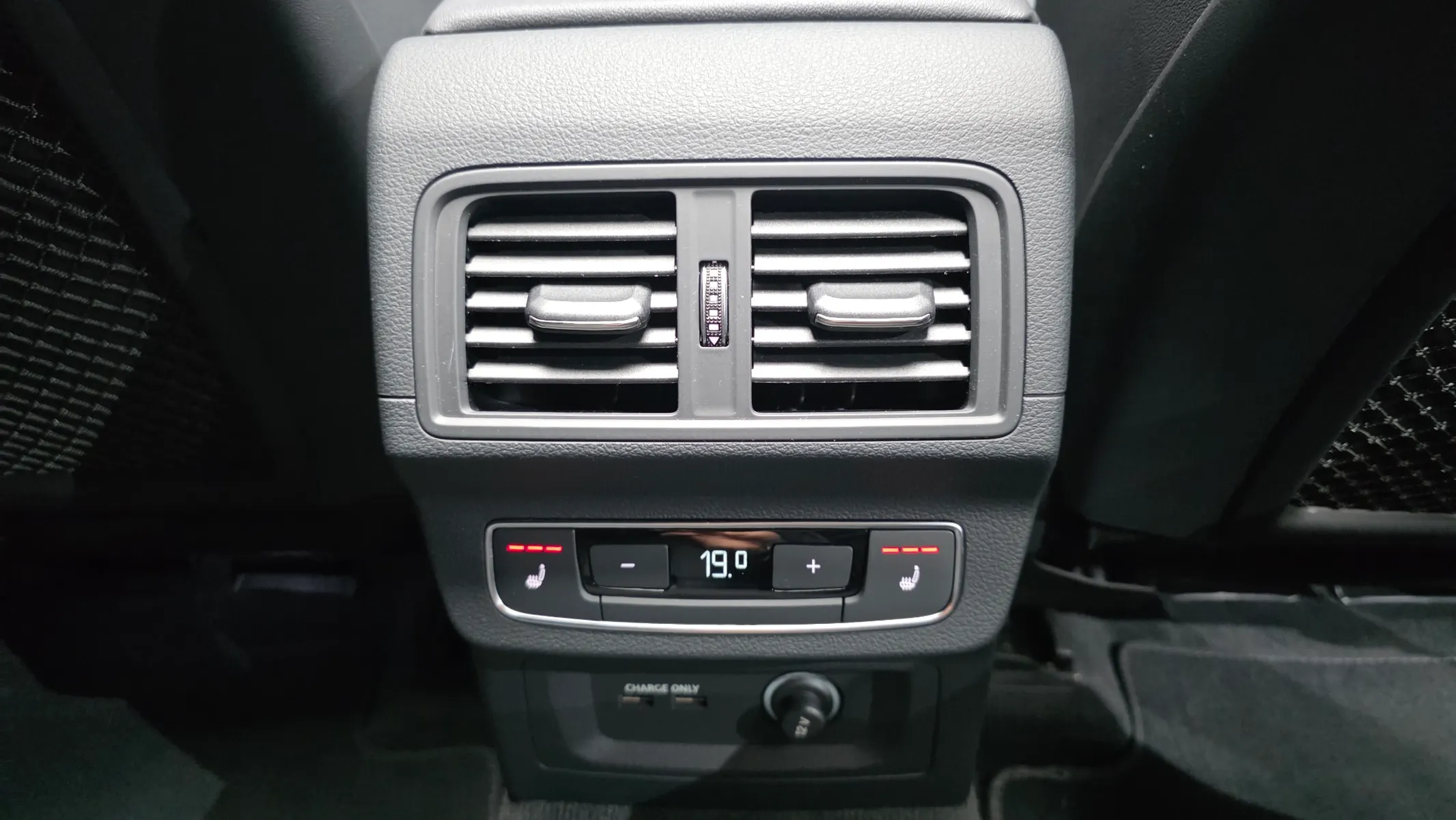 Audi Q5 (FY) 45 TFSI 2022 33/34