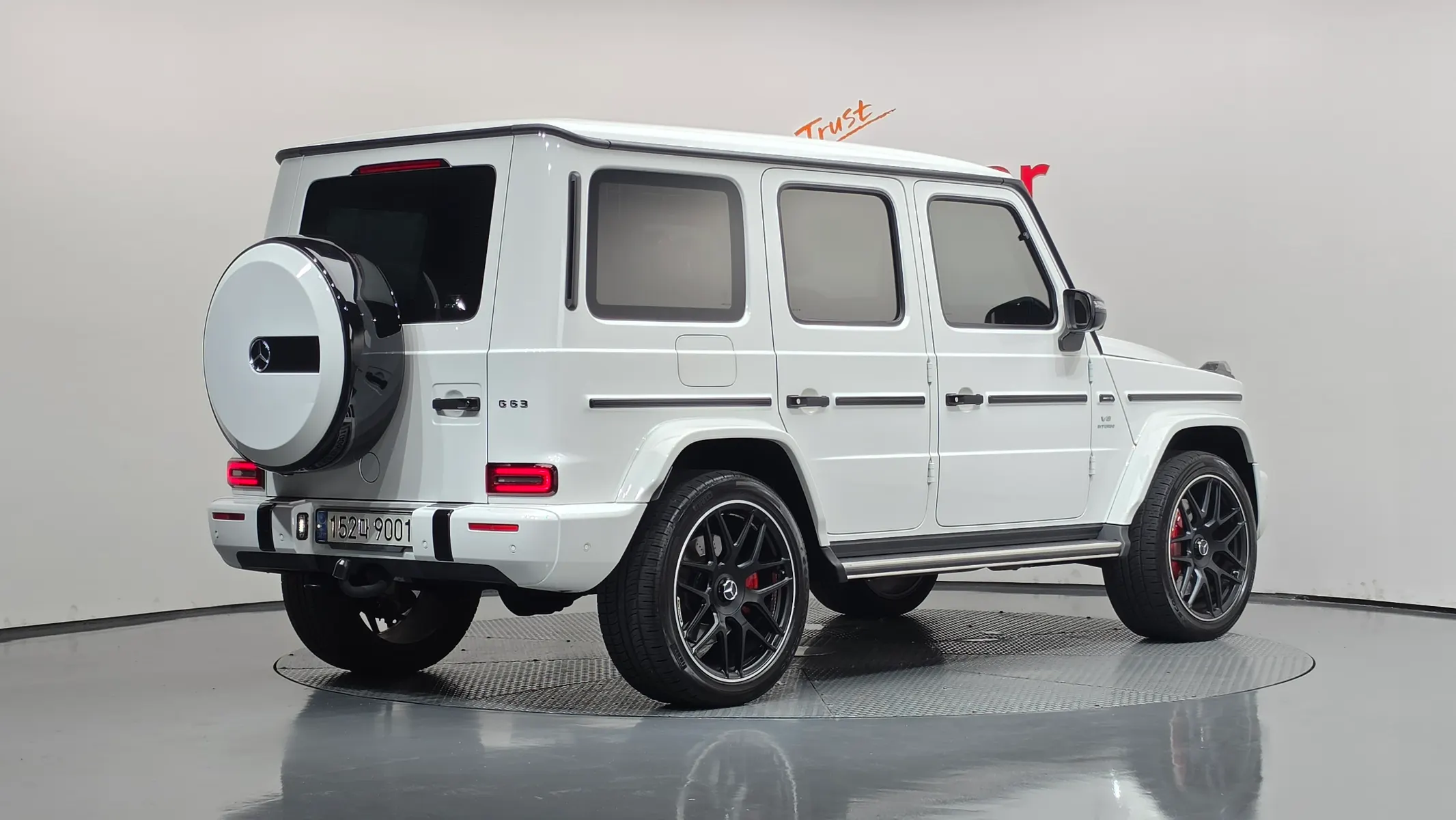 Mercedes-Benz G-Class W463b AMG G63 2021 2/42