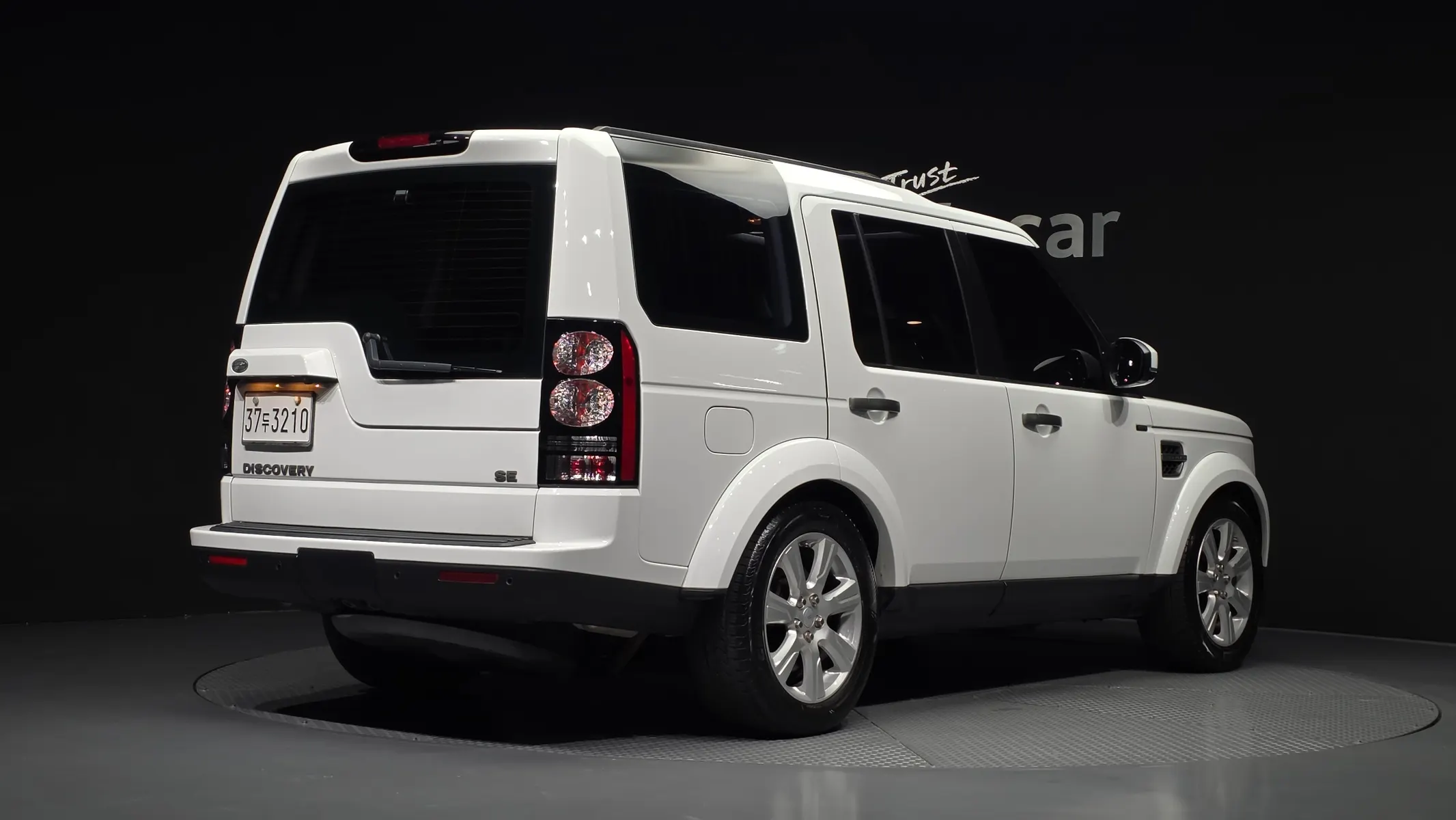 Land Rover 4 3.0 SDV6 SE 2015 2/21