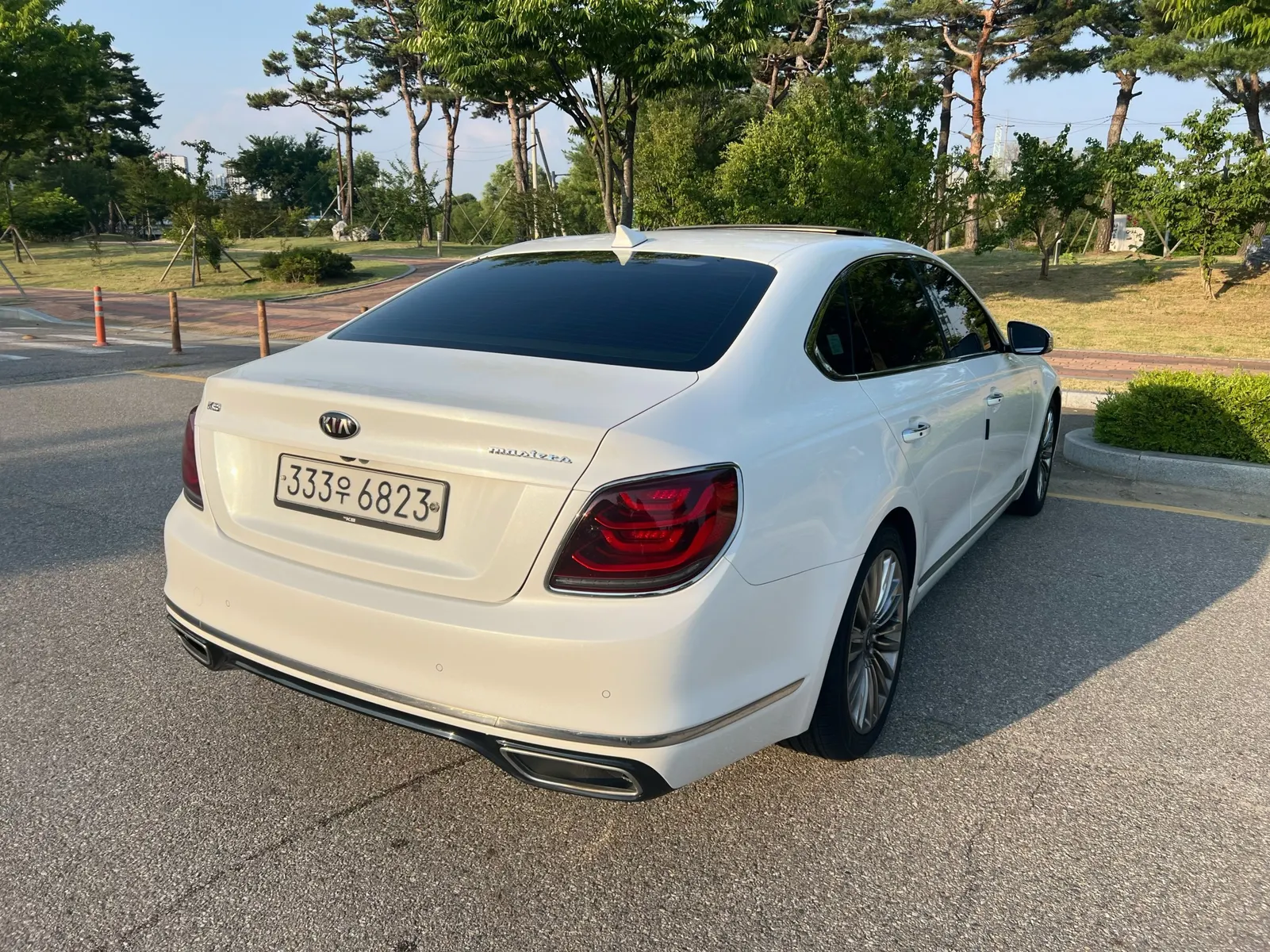 Kia K9 3.3 T-GDI AWD 2020 3/5
