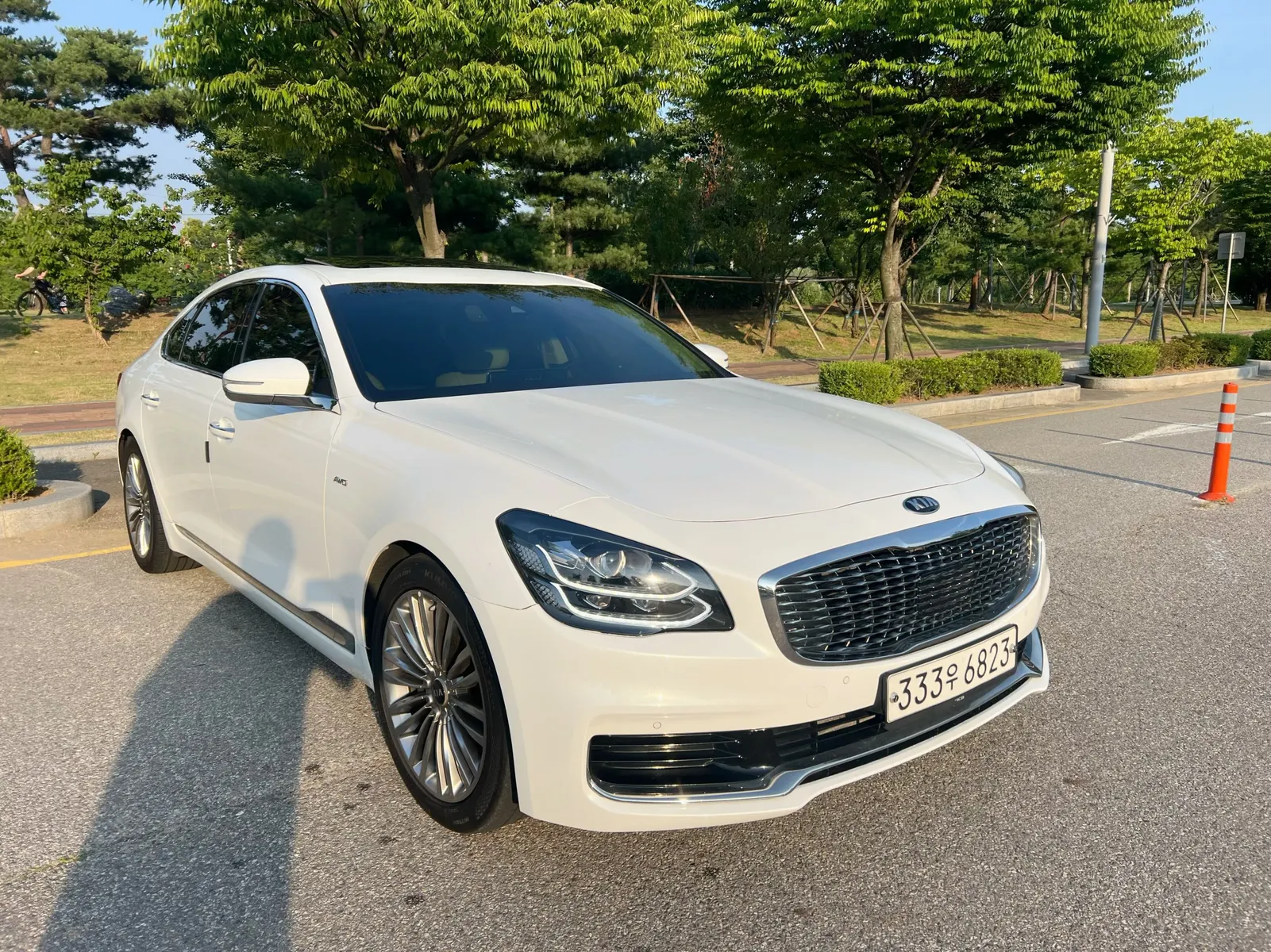 Kia K9 3.3 T-GDI AWD 2020 2/5