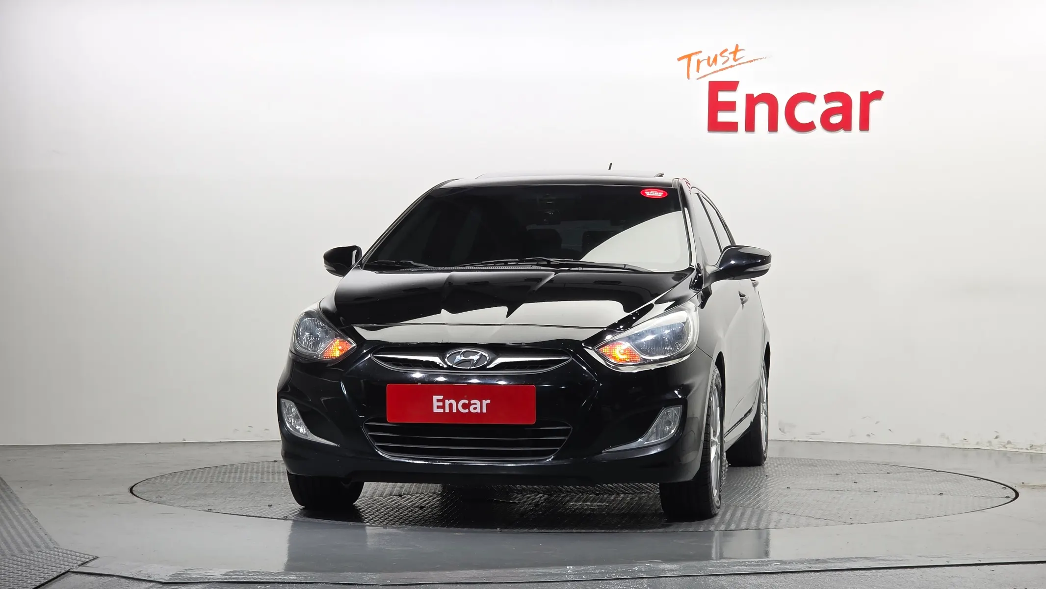 Hyundai () 1.6 VGT 2012 3/33